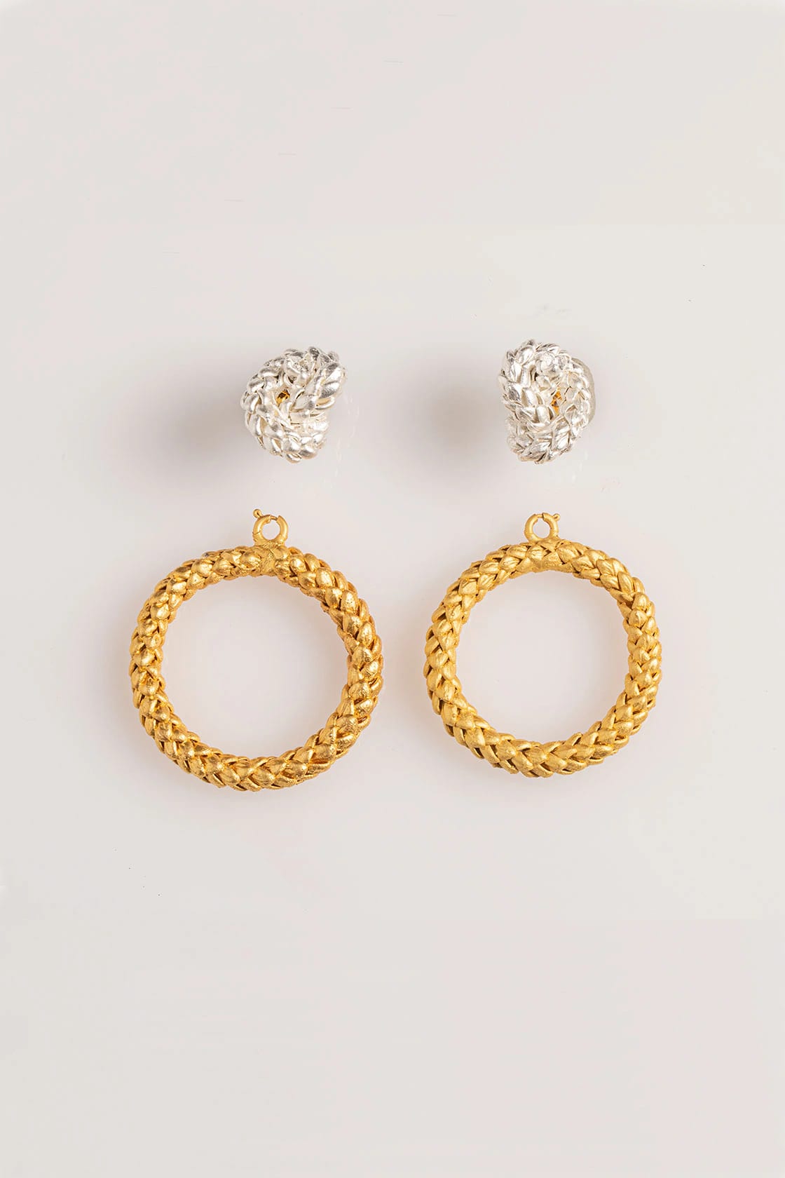 NORFOLK KNOT AND CIRCLE EARRINGS BICOLOR - imagen 3