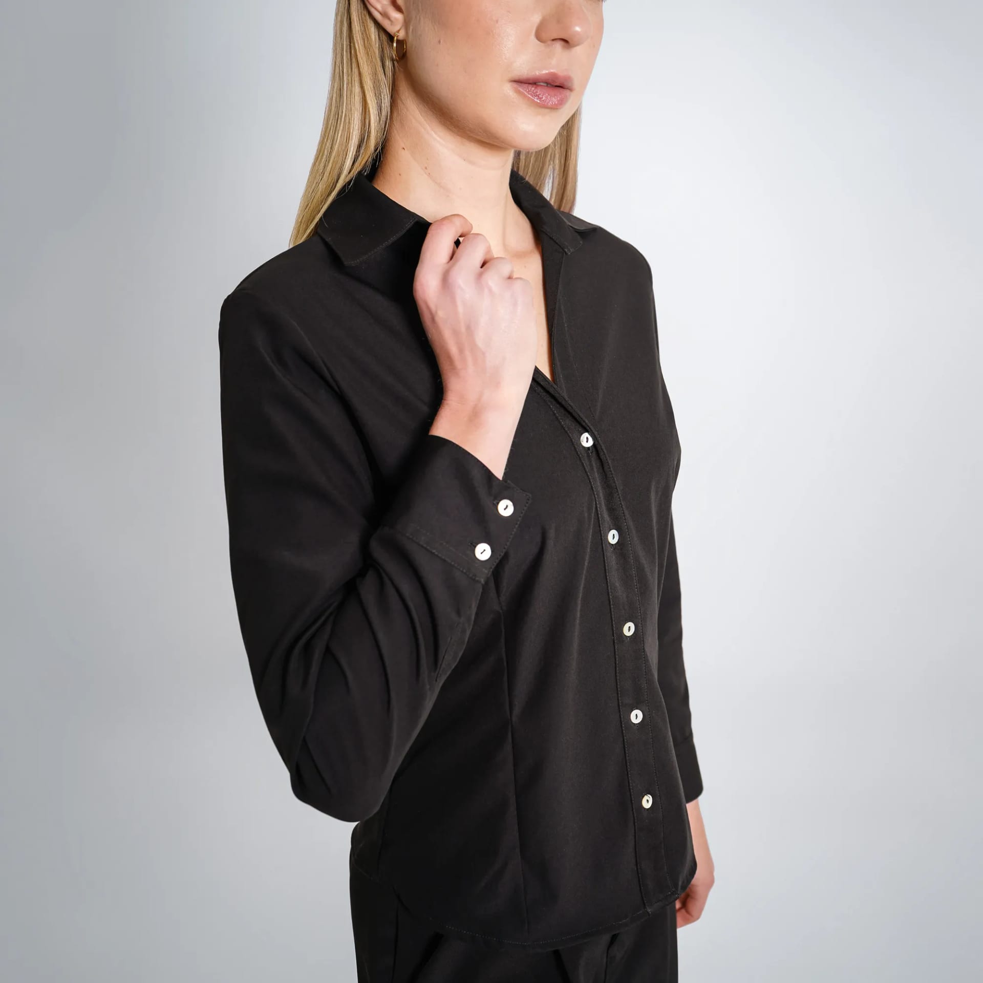Blusa Cuello Camisero Manga Larga - imagen 2
