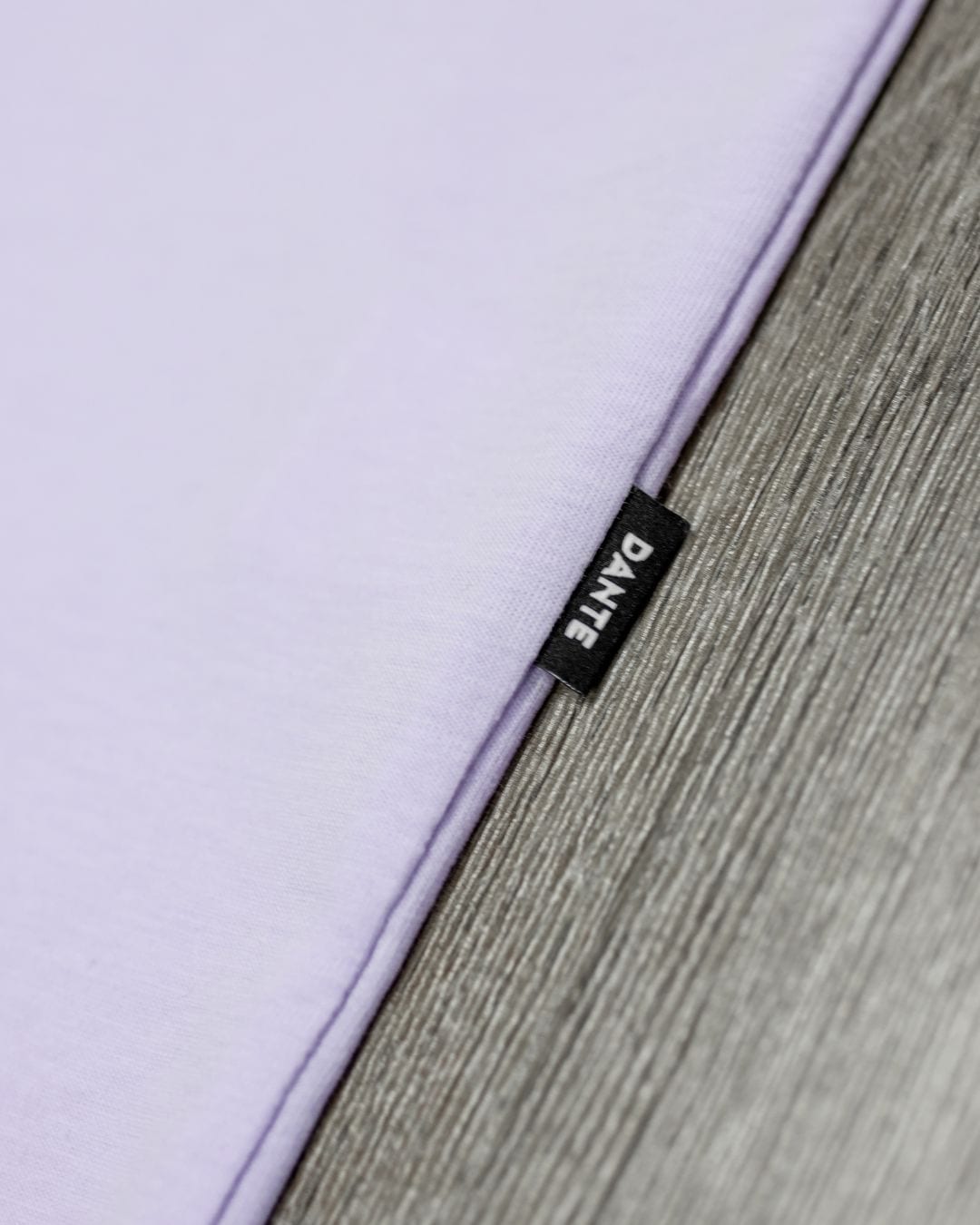 Camiseta Antimanchas Cuello V Lila - imagen 5
