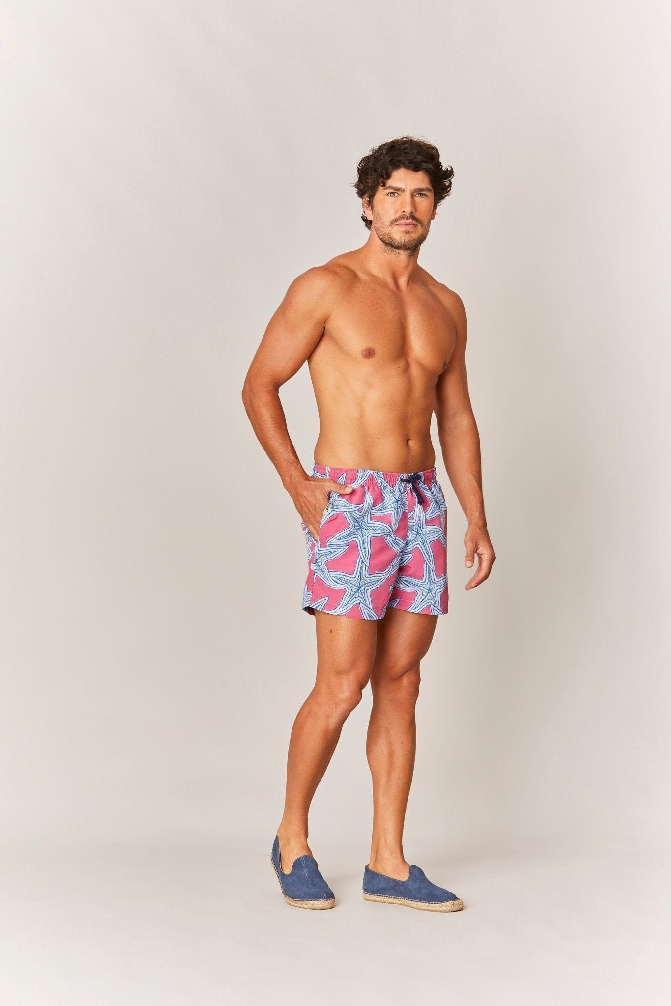 Men's star fuxia swim trunk - imagen 2