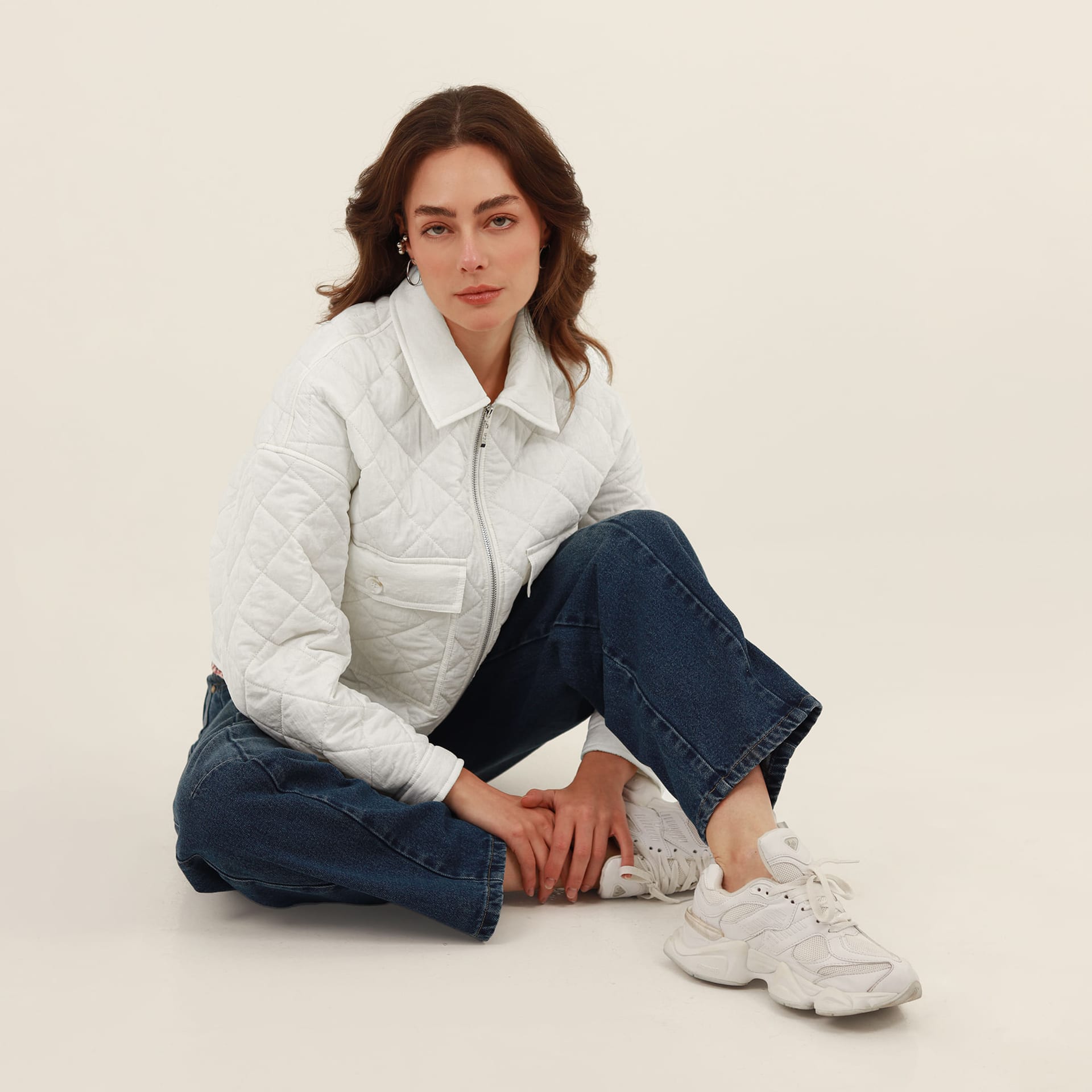 Chaqueta acolchada crop - imagen 13
