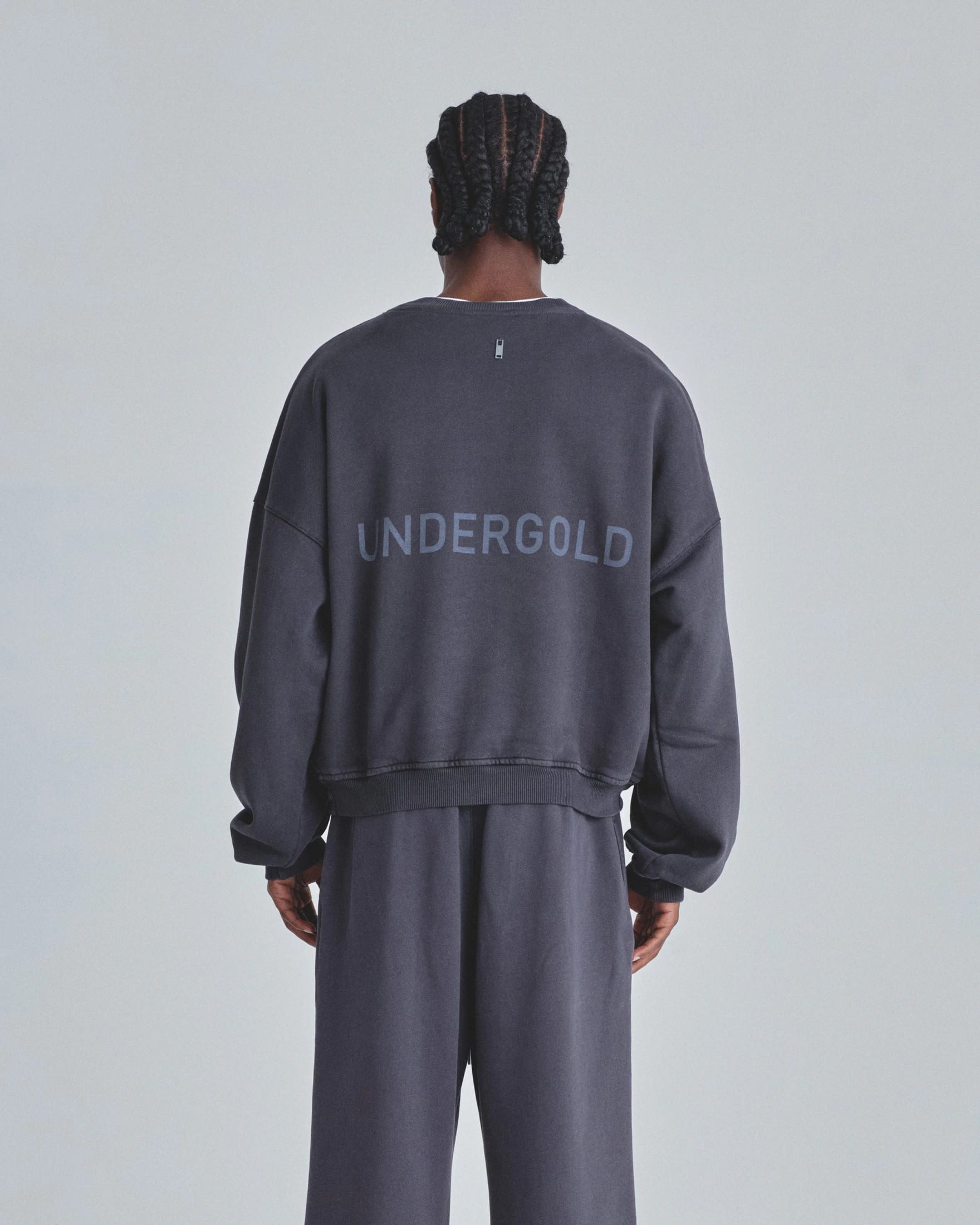 Line Basic Boxy Fit Crewneck Dark Gray - imagen 7