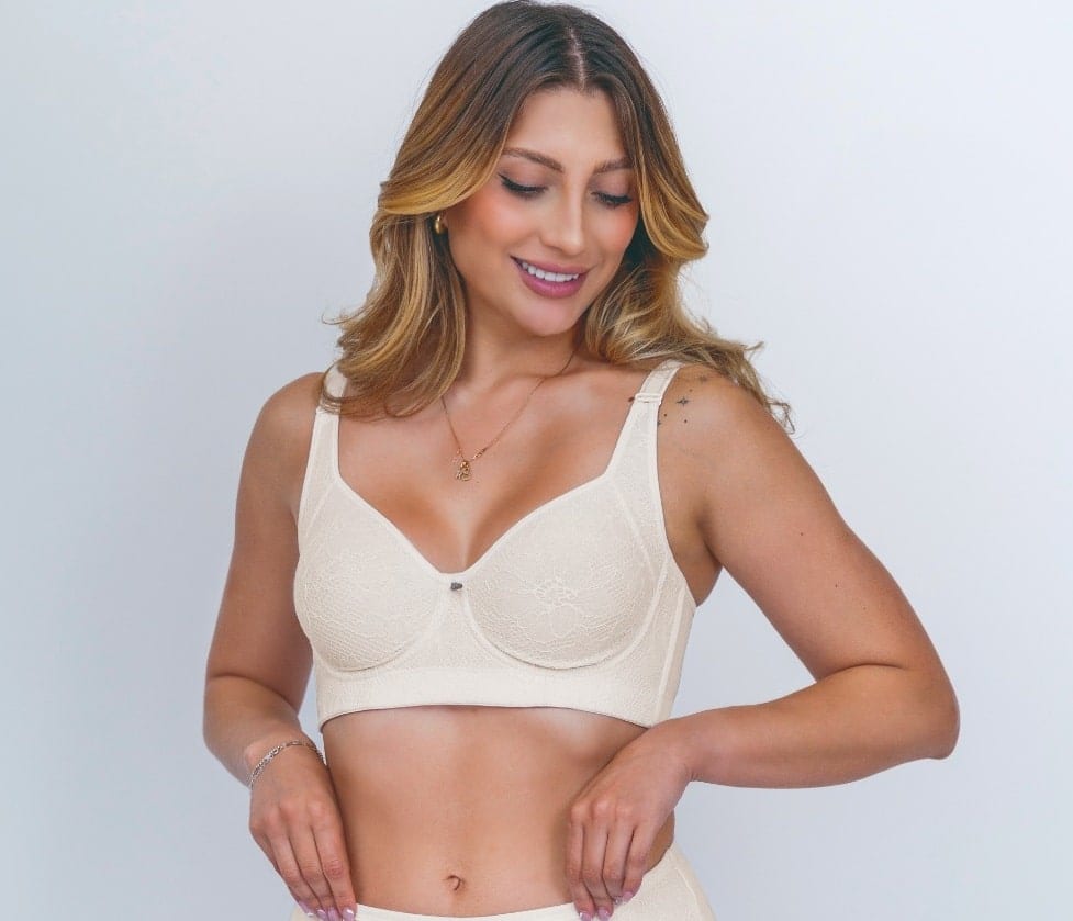 Brasier Clásico para Mujer con Aro en Blonda y Lycra Pesada | Sin Realce - imagen 1
