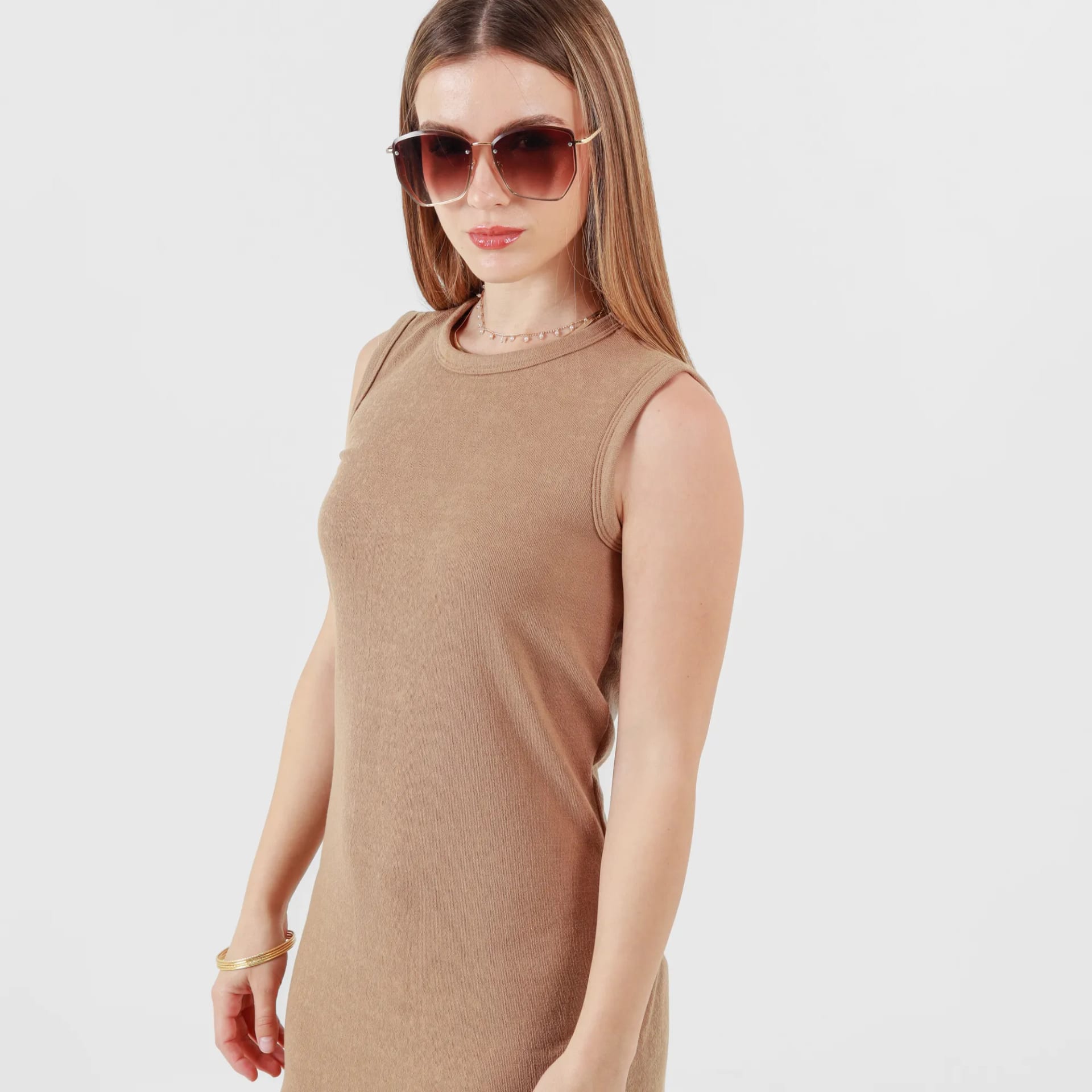 Vestido largo tejido cuello redondo evasé - imagen 4
