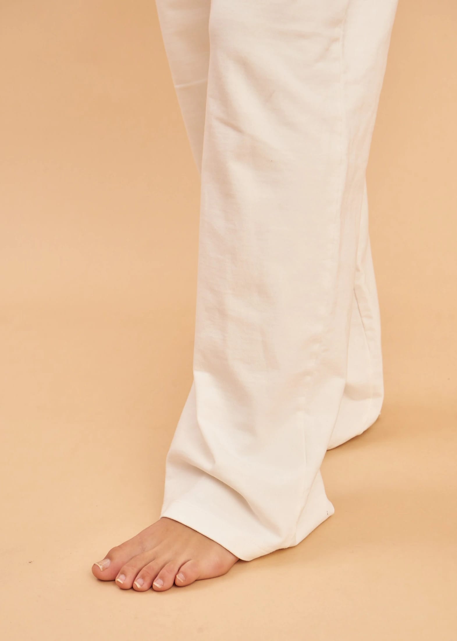 Pantalon Tipo sudadera blanco - imagen 5