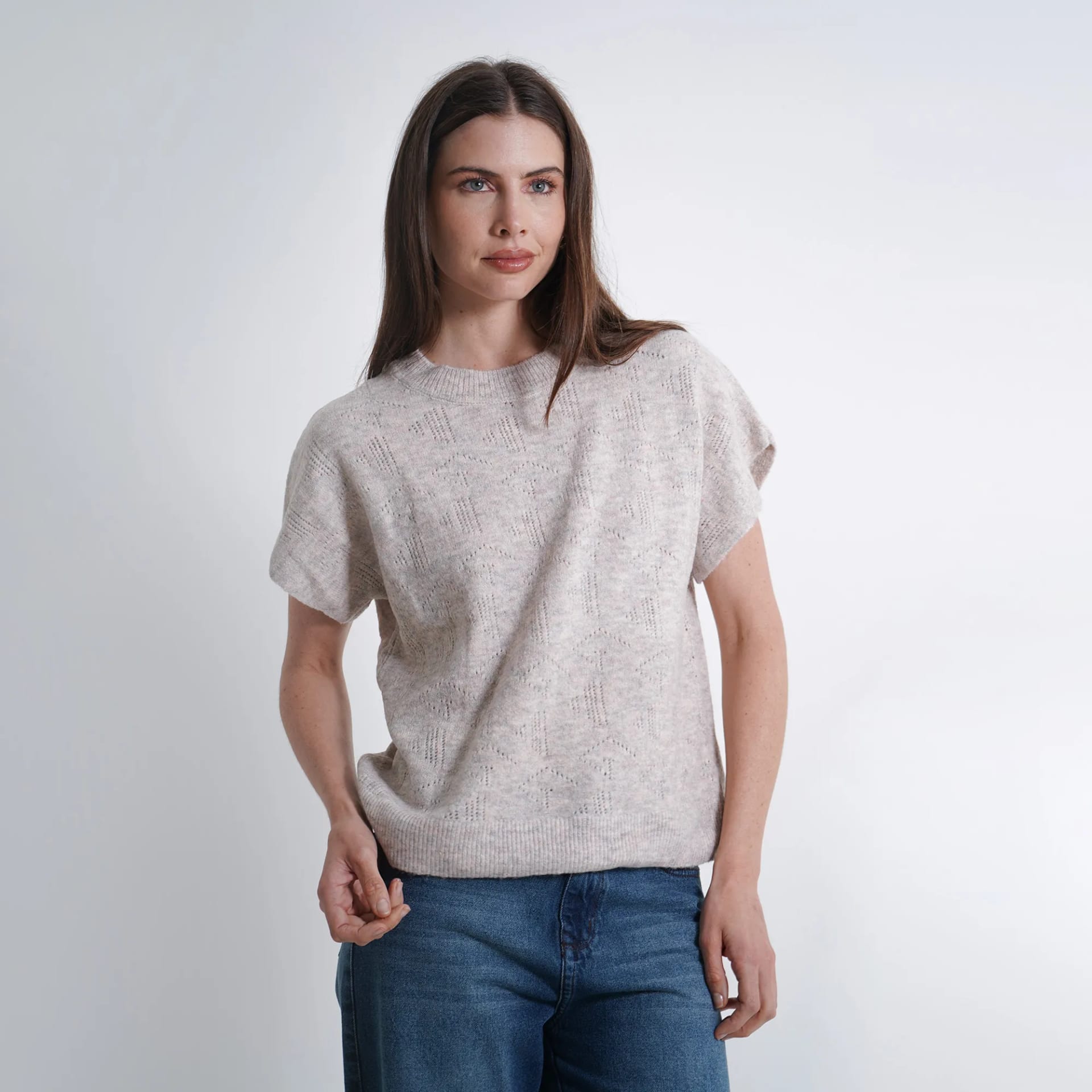 Sweater Cuello Redondo Manga Corta - imagen 2