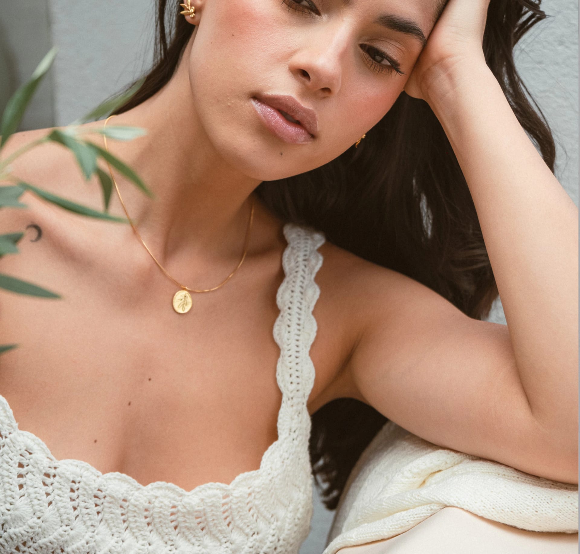 Collar moneda olivo - imagen 4