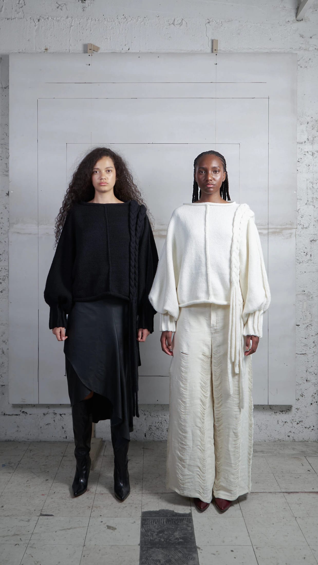 KNITTED SWEATER WITH LONG BRAIDS - imagen 8