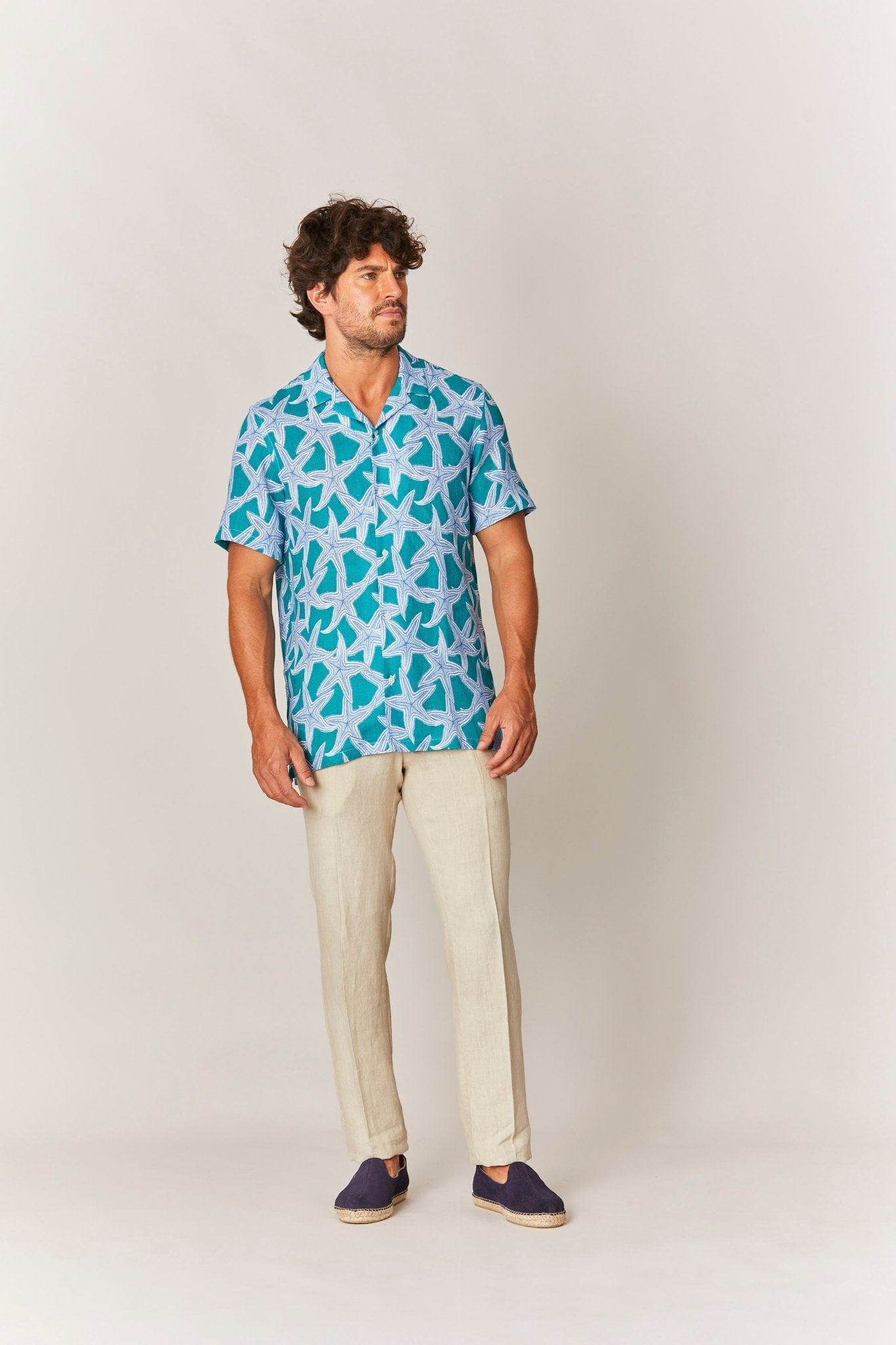 Men's linen shirt green intaglio - imagen 2