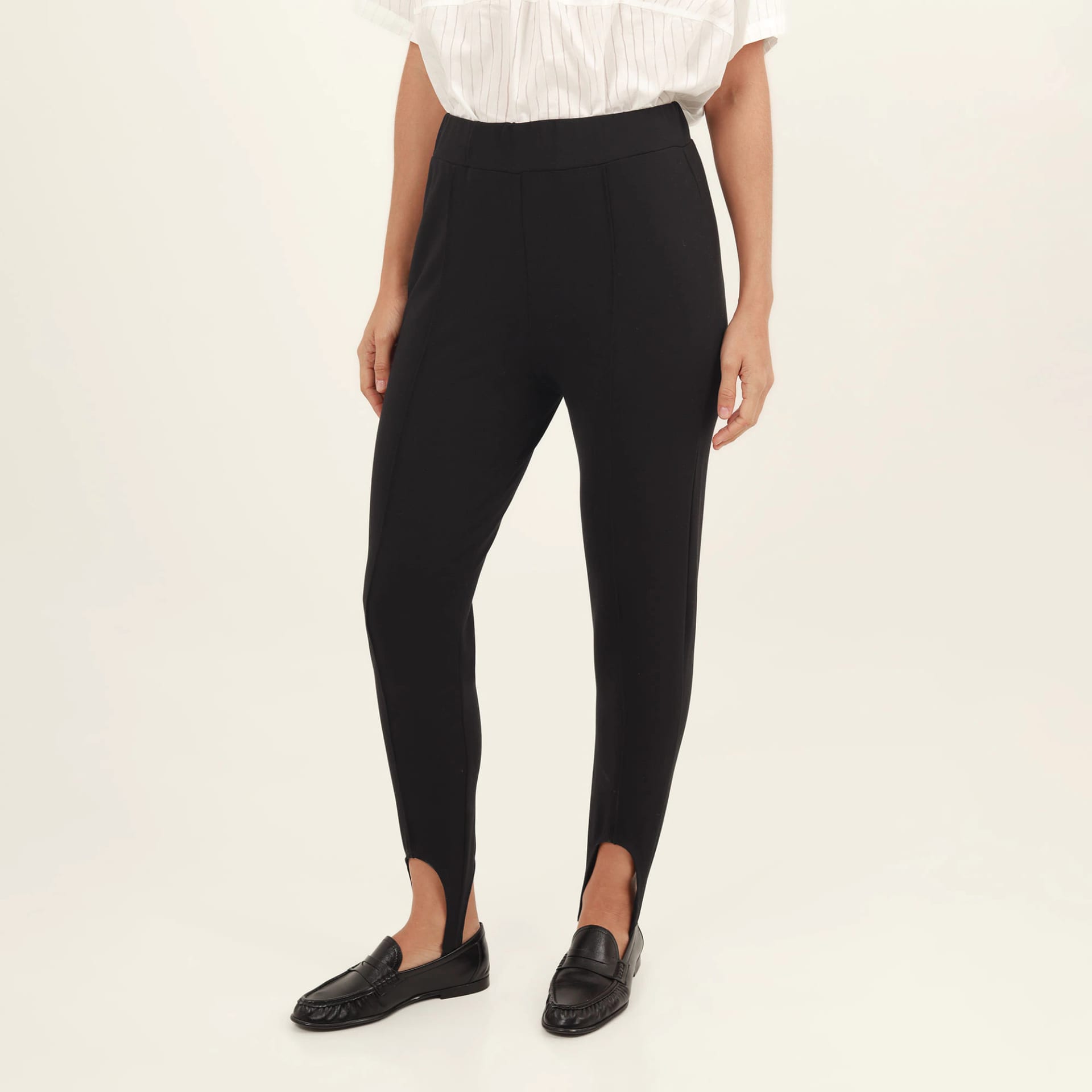 Pantalón con estribo tiro medio bota skinny - imagen 3