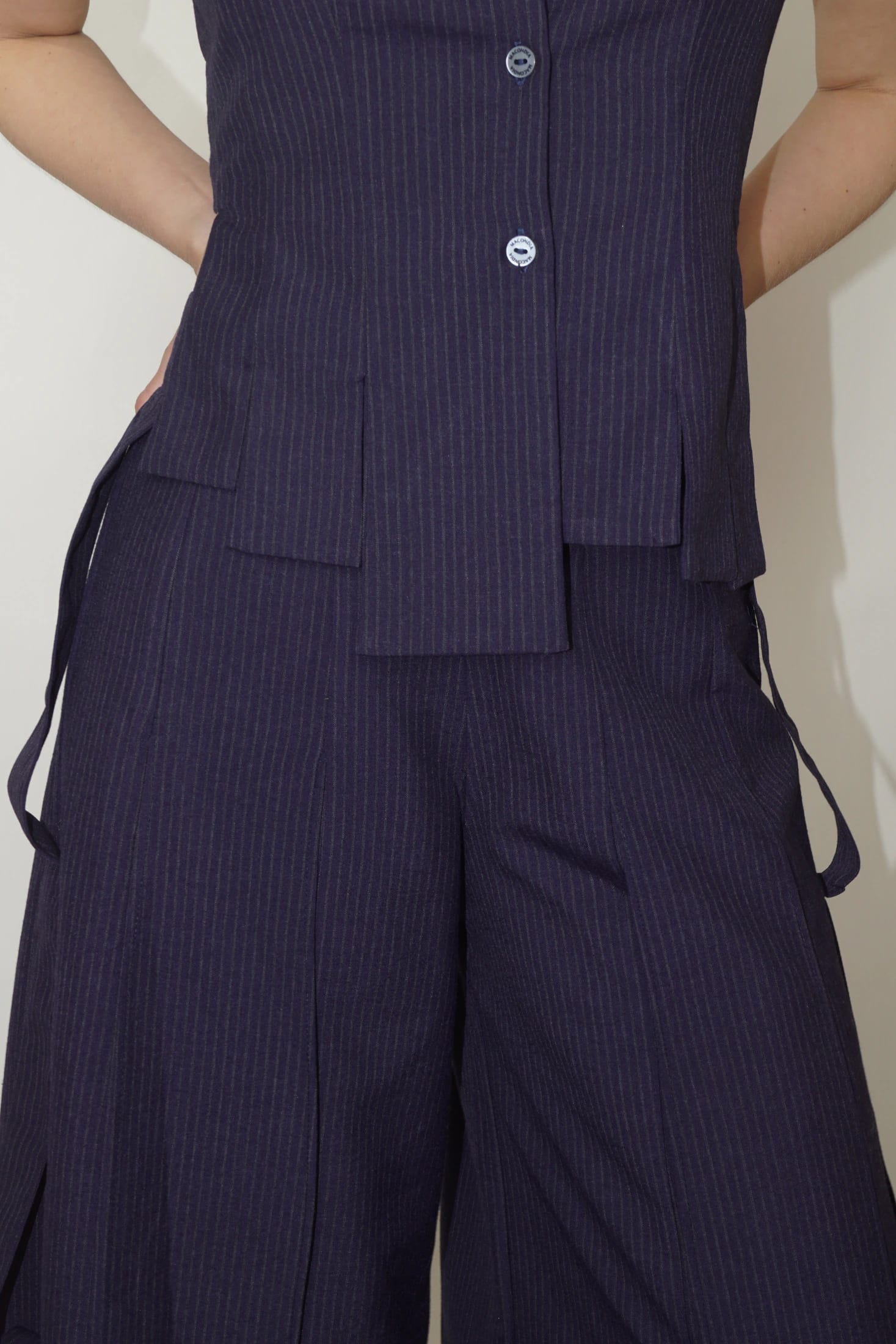 Navy Motion Vest - imagen 2