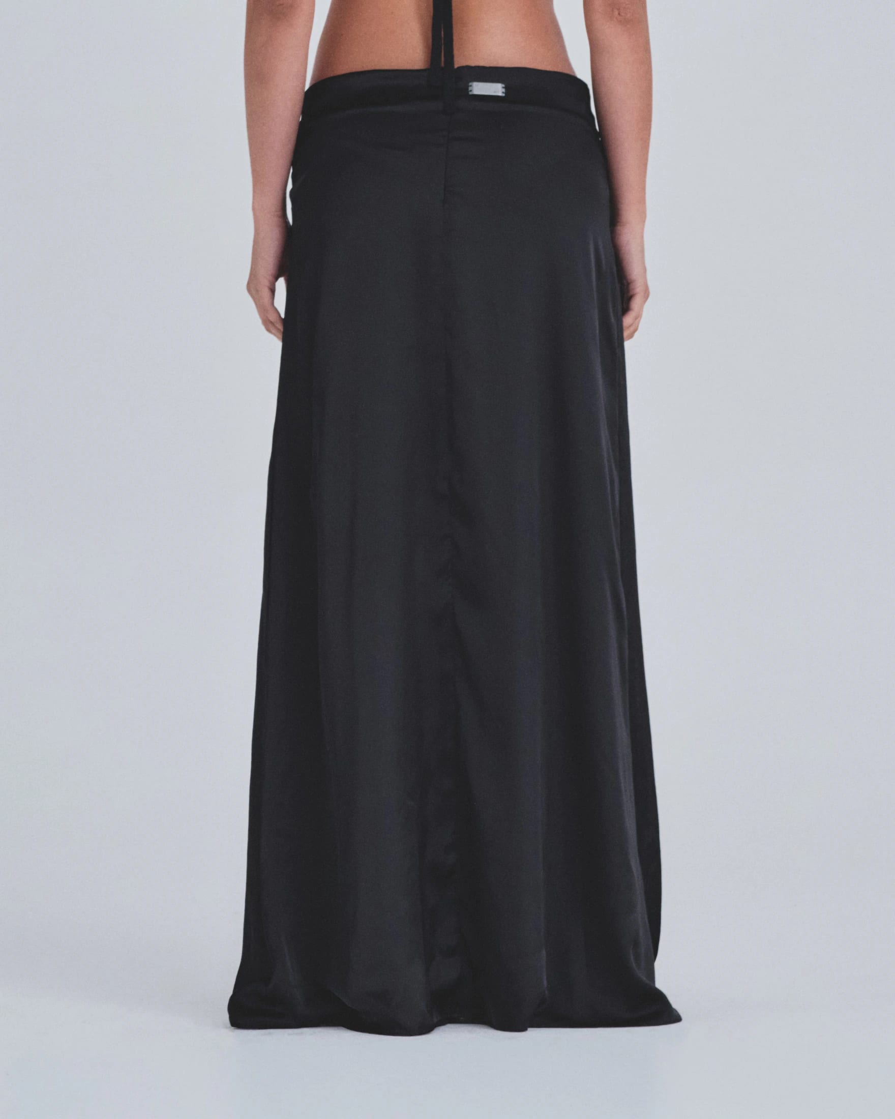 Basics Silk Long Skirt Black - imagen 7