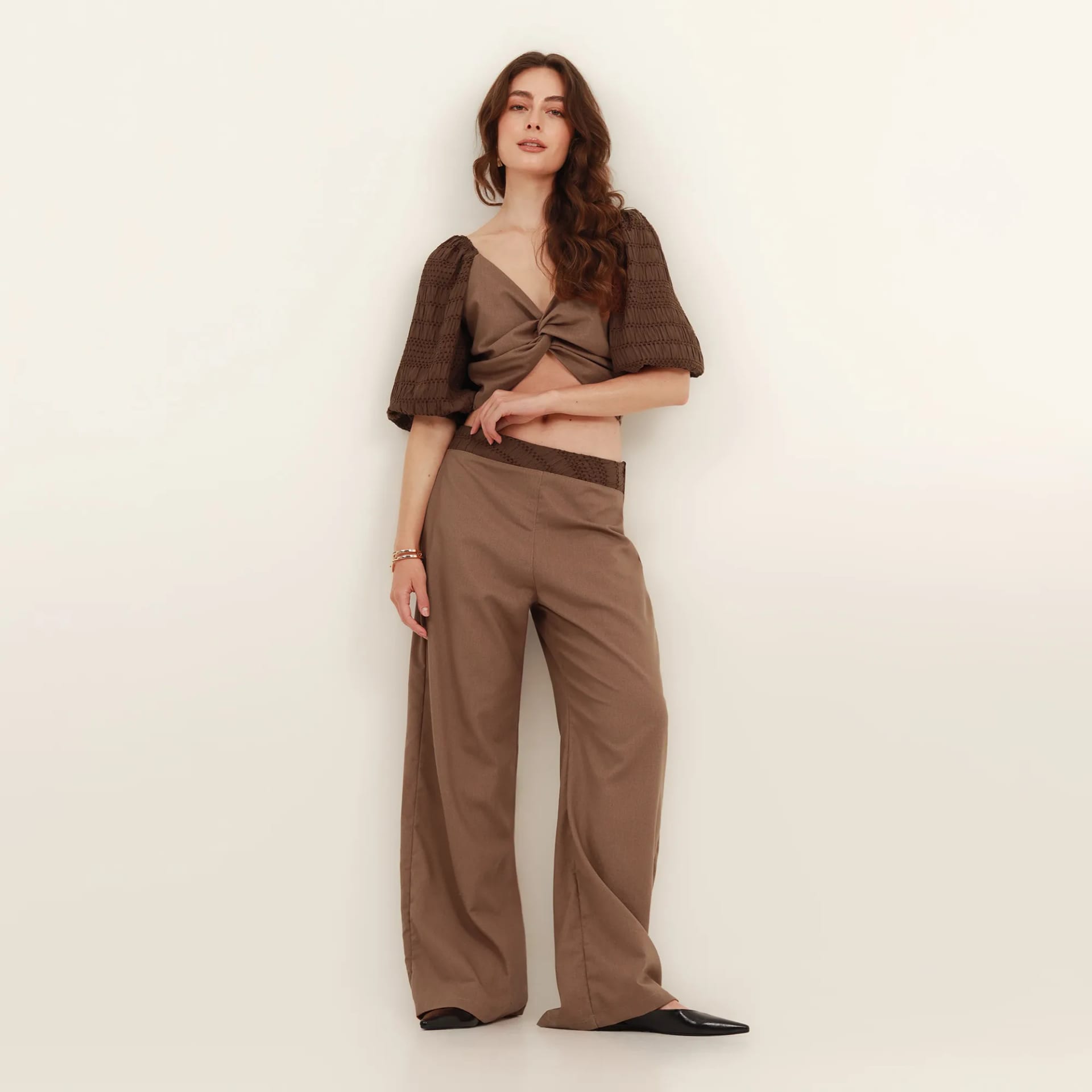 Pantalón Tiro Alto Bota Flare - imagen 2