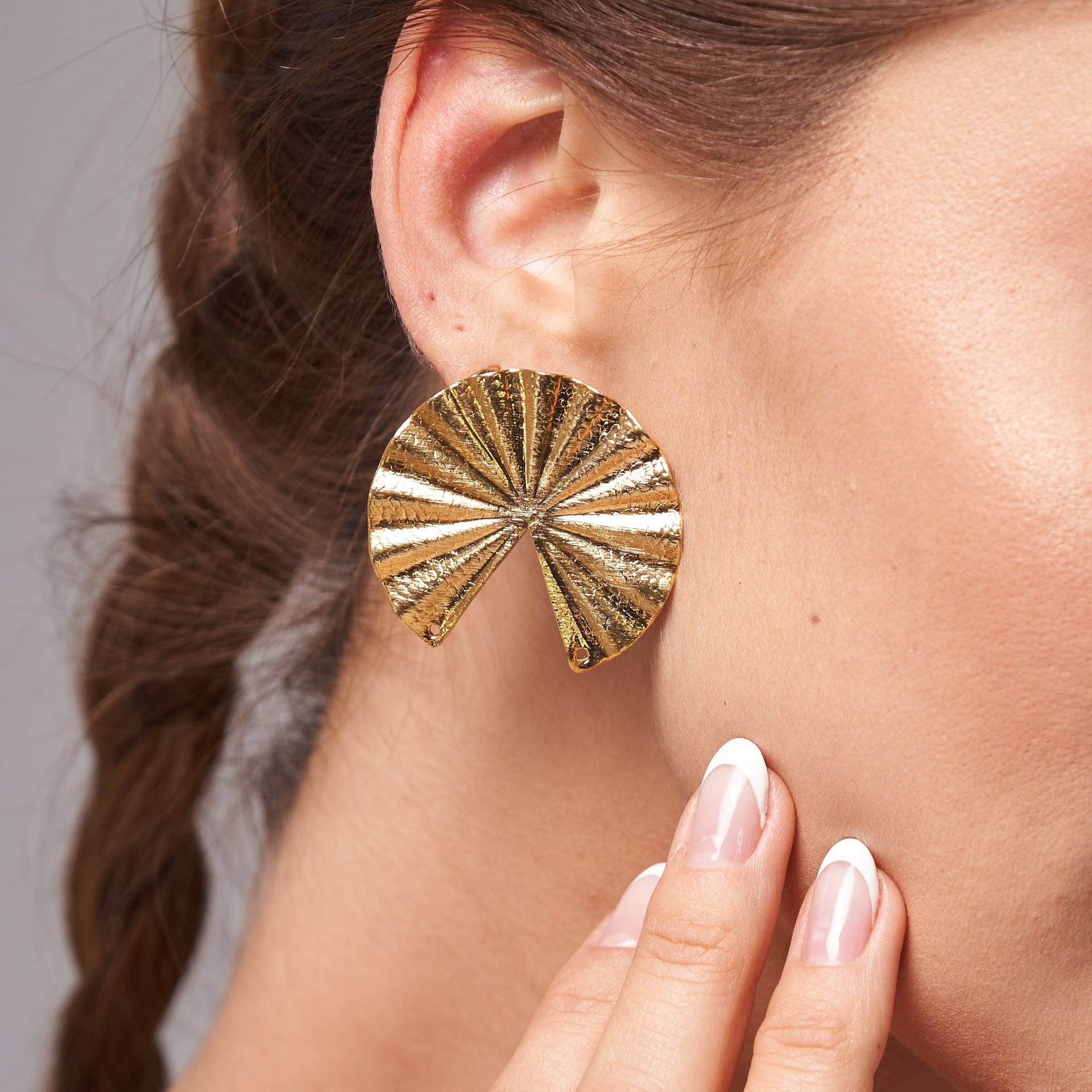 Solara Fan Earrings - imagen 3