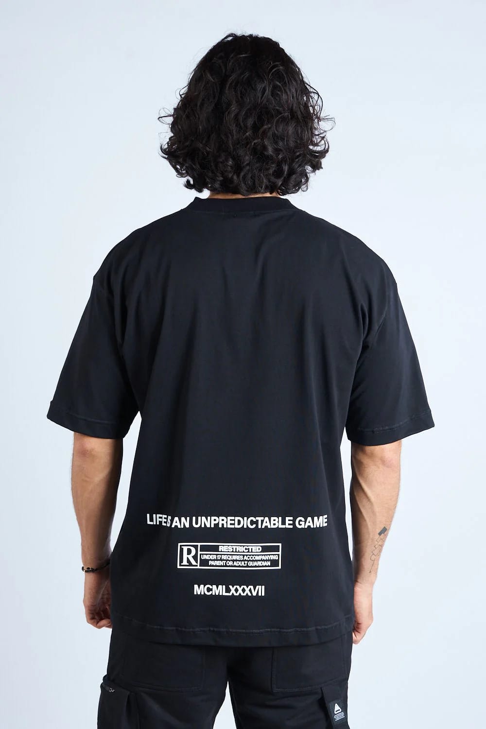 CAMISETA OVERSIZE NEGRA [DROP 0:0] - imagen 5