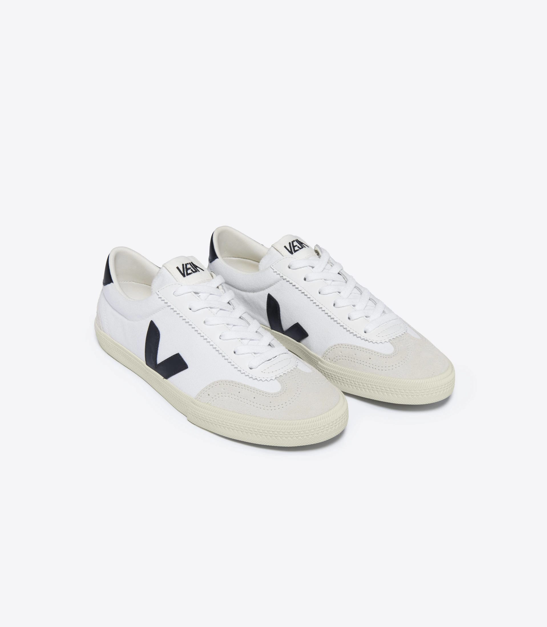 Tenis Veja Volley White Black - imagen 3