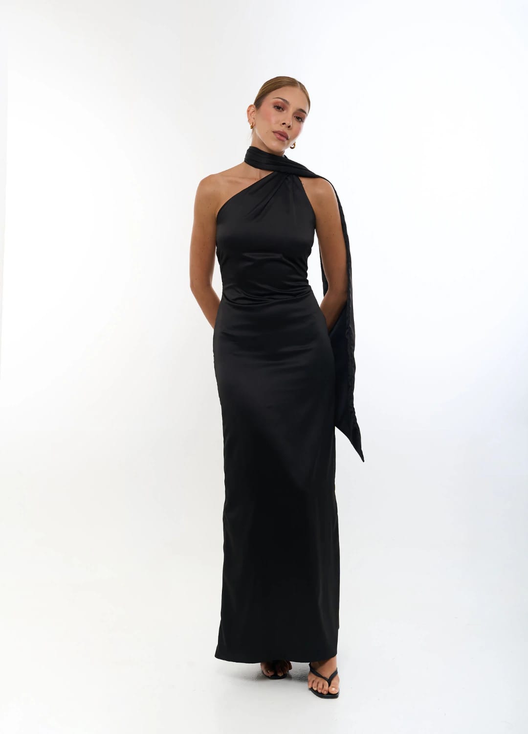 Vestido Maid Of Honor Negro - imagen 1