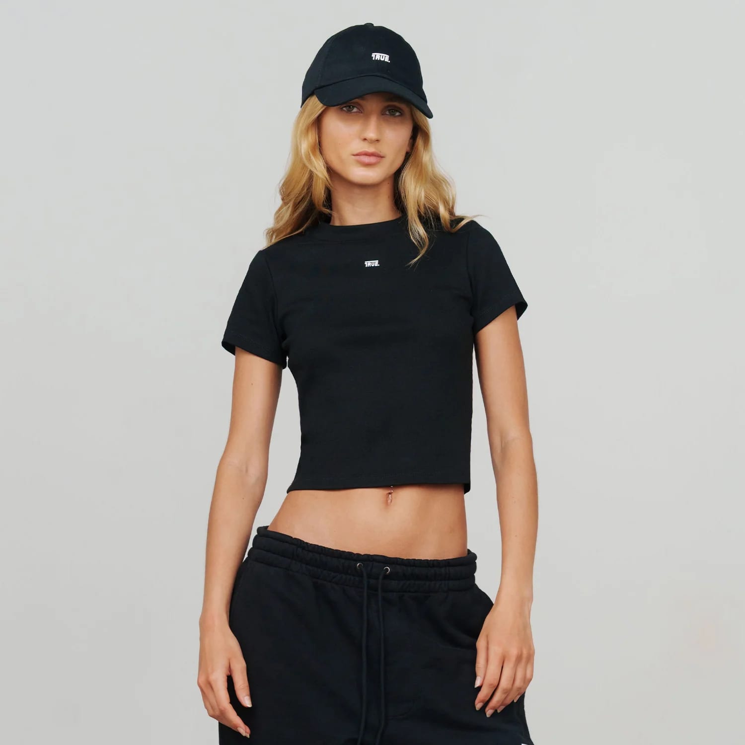 Slim Ribbed Fitted Tee - Black - imagen 5