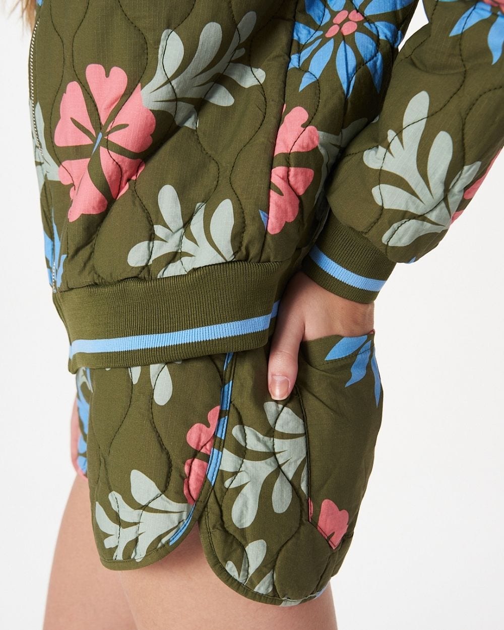 FLORAL QUILTED SHORT - imagen 5