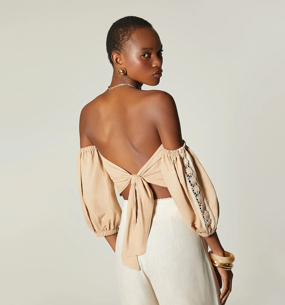Blusa hombros descubiertos con amarre - imagen 7