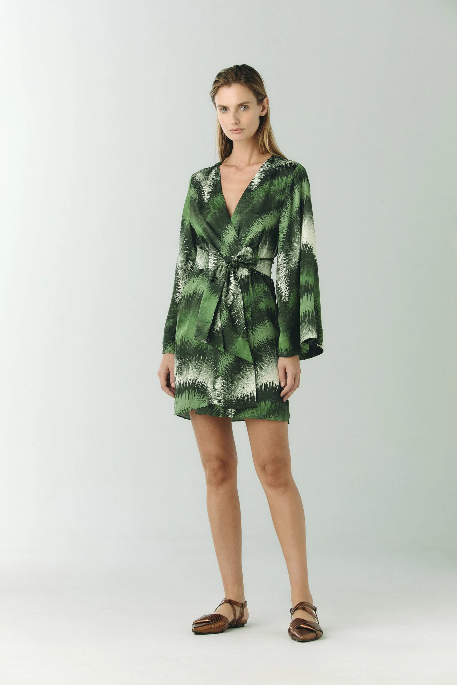 Joaquina Silk Jacquard Mini Kaftan / Green Brushed - imagen 1