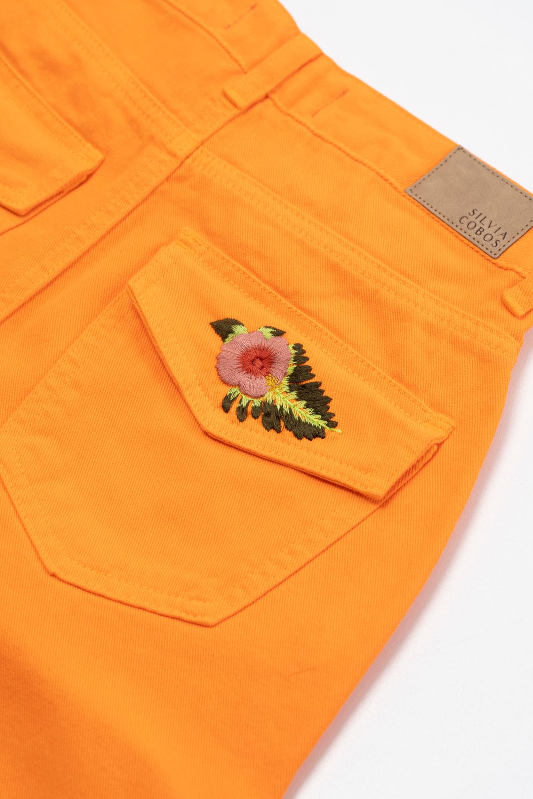 Women On The Go Orange Jean - imagen 1