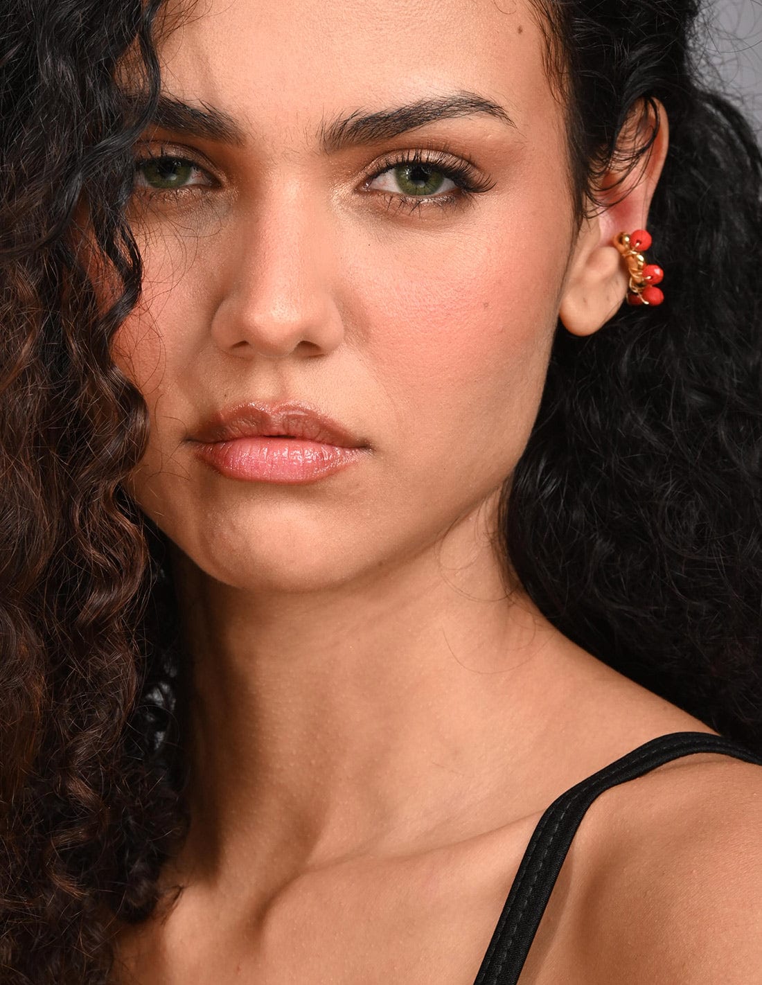 Ear Cuff Coil Murano Coral - imagen 2
