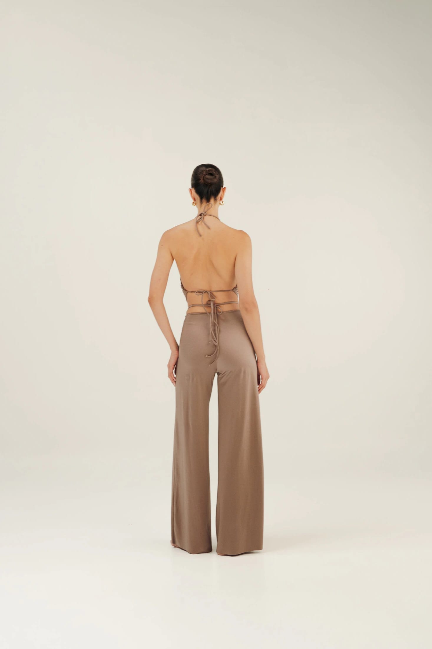 TOP MAR DE LEVA - SILK TIE TAUPE - imagen 2