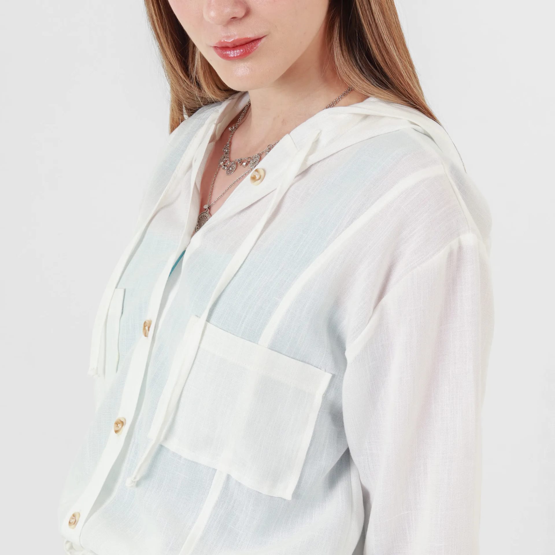 Chaqueta ligera manga larga con capucha y bolsillos - imagen 5