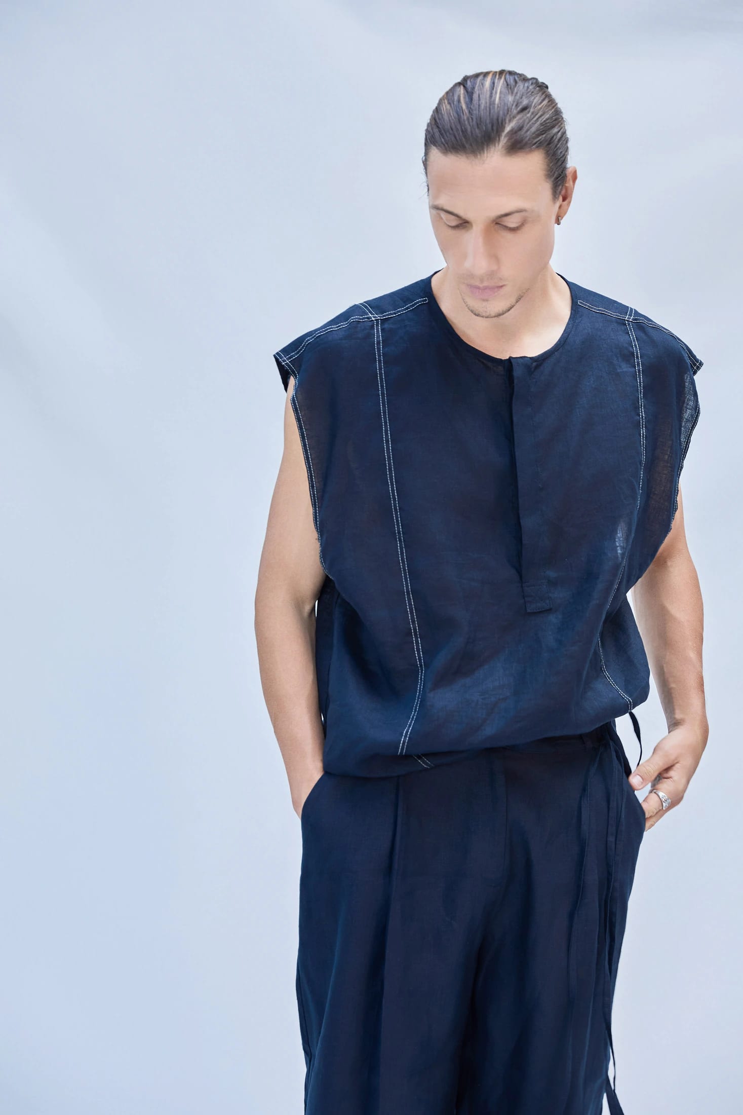 JOSE TOP UNISEX BLACK - imagen 4