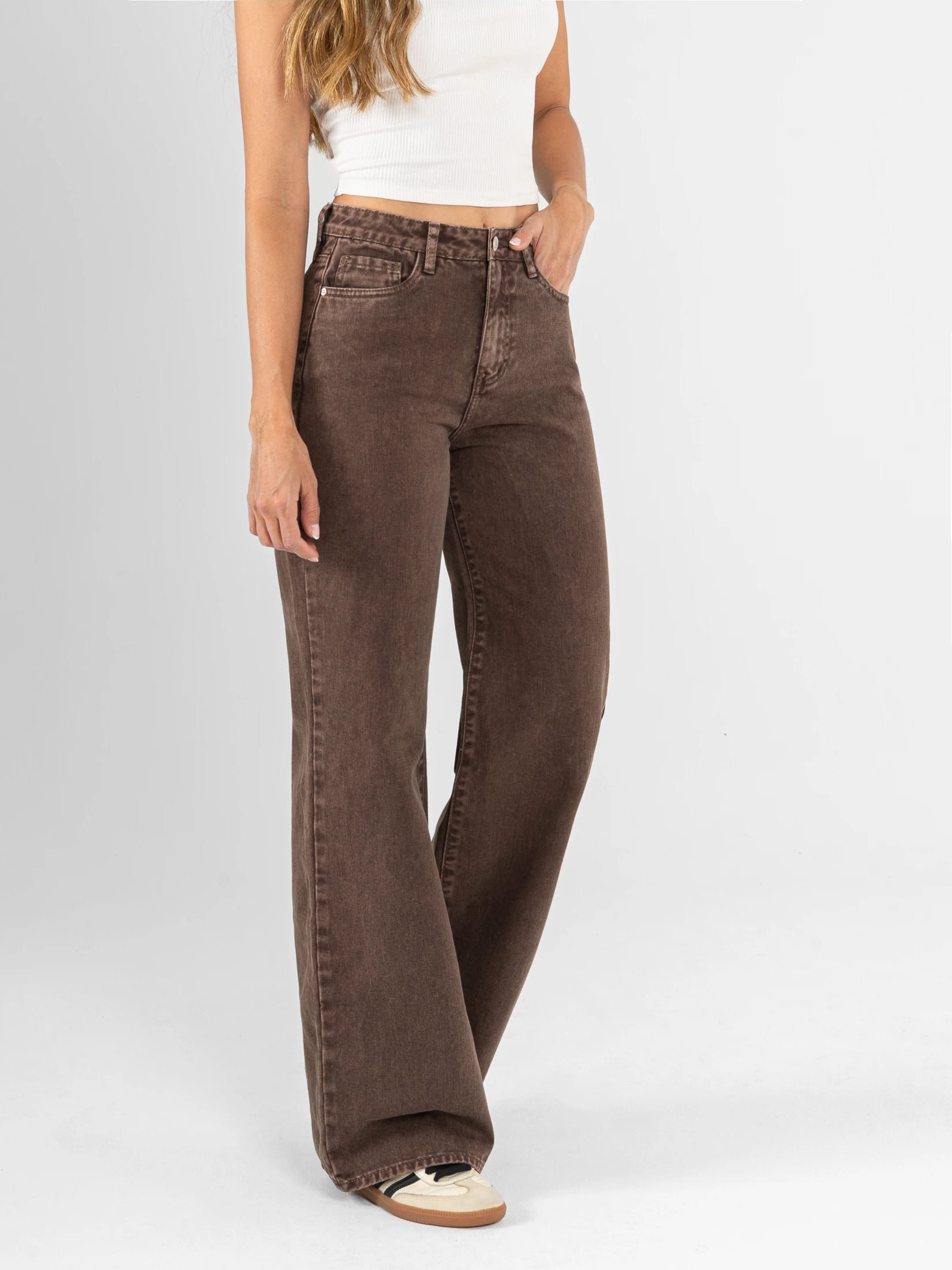 Ref: 0620543 Pantalón mom flare, rígido, tiro alto, tono cafe - imagen 3