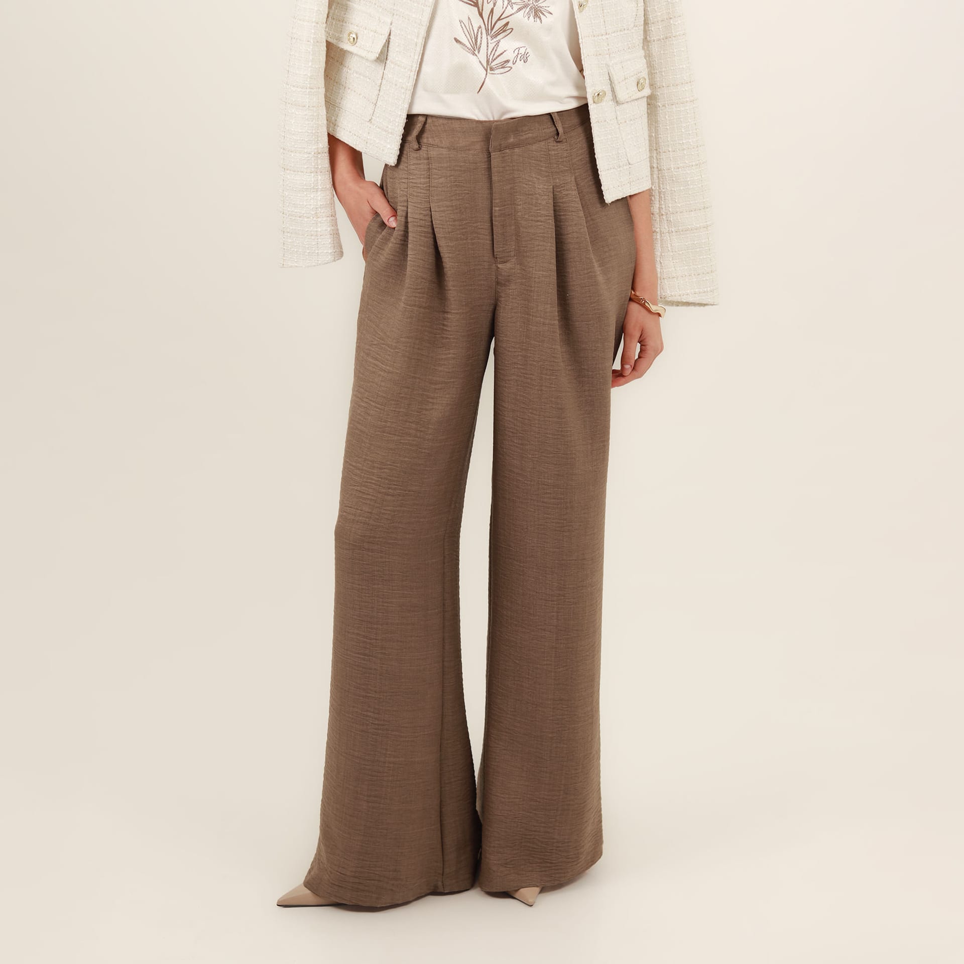 Pantalón palazzo bota flare con prenses - imagen 4