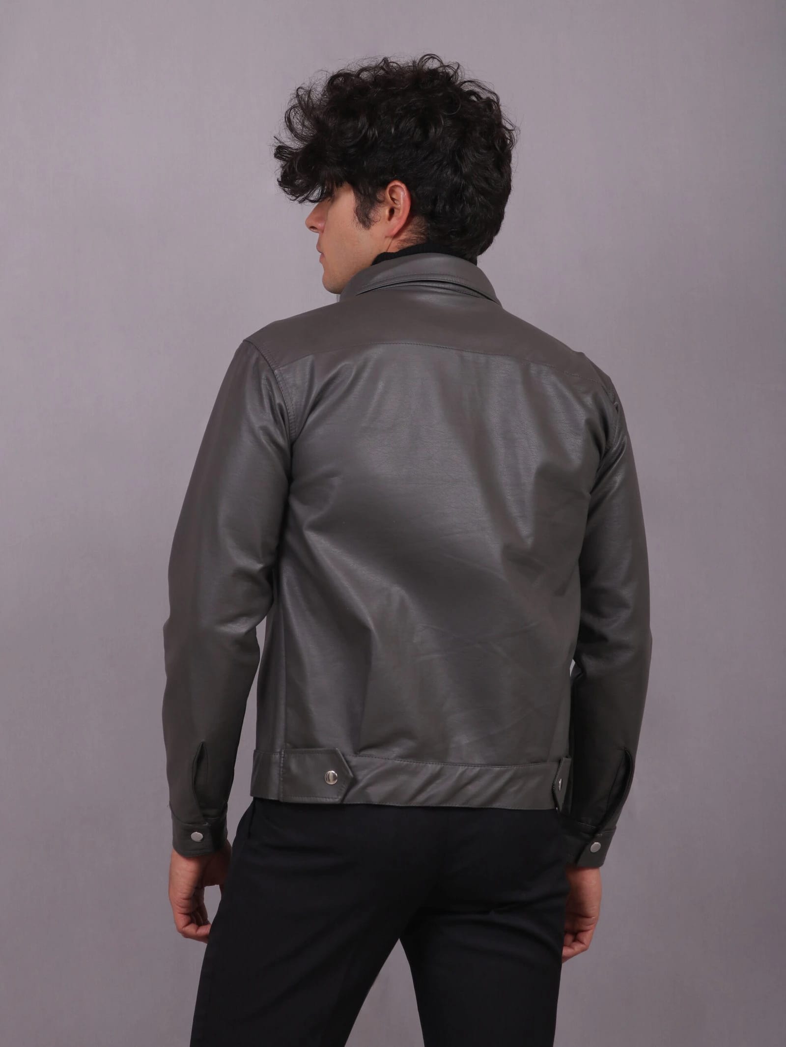 The skin grey - imagen 2