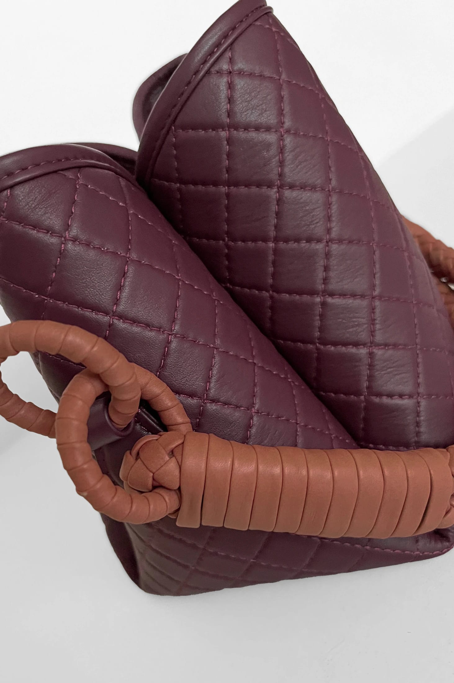 Tulip Mini Bucket Bag, Burgundy & Brandy - imagen 4