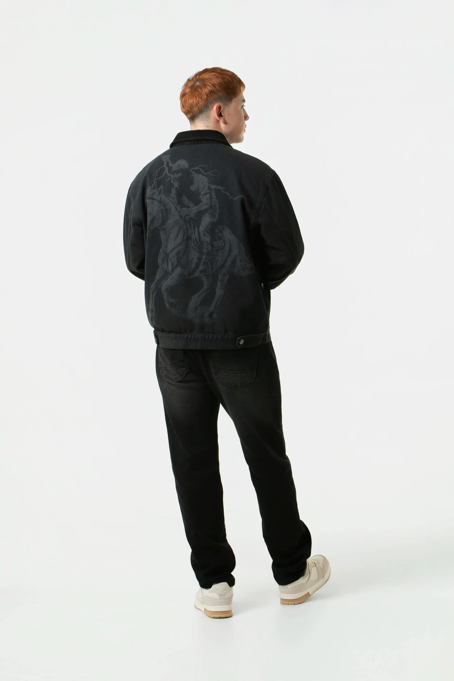 CHAQUETA BOXY COLOR GRIS OSCURO - imagen 5