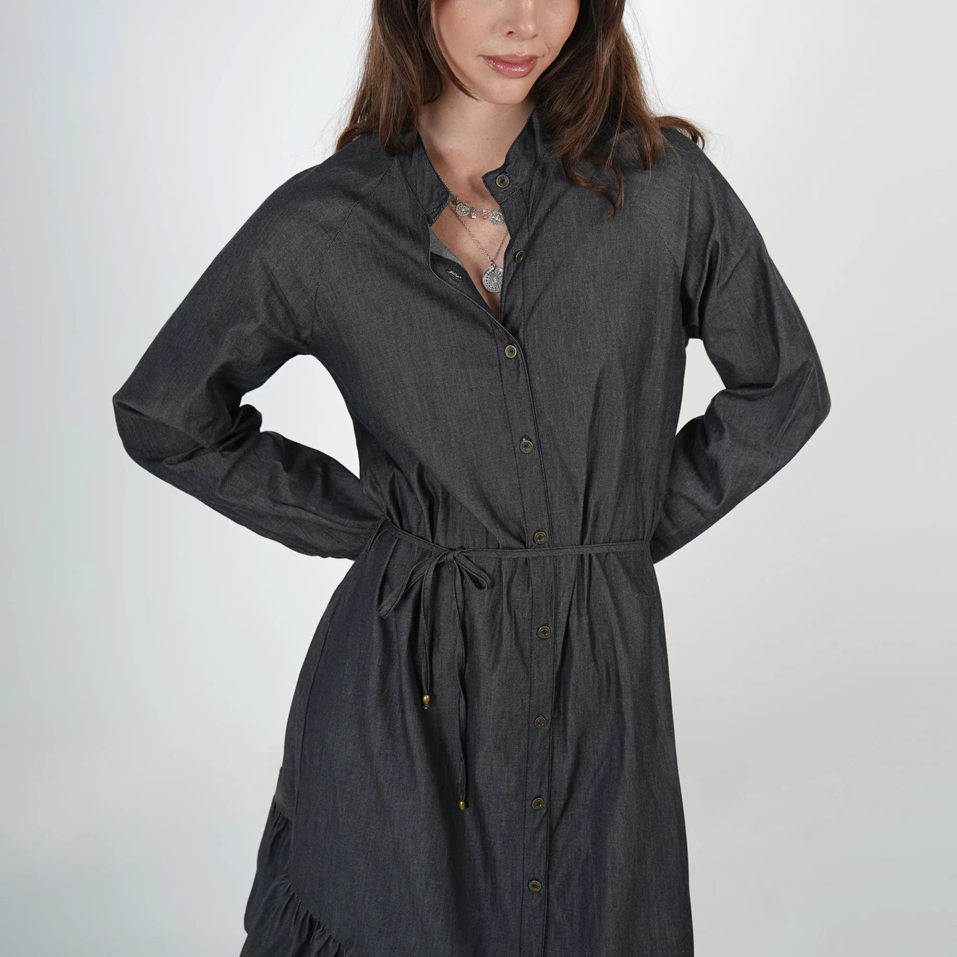 Vestidi midi camisero en denim con lazo - imagen 3