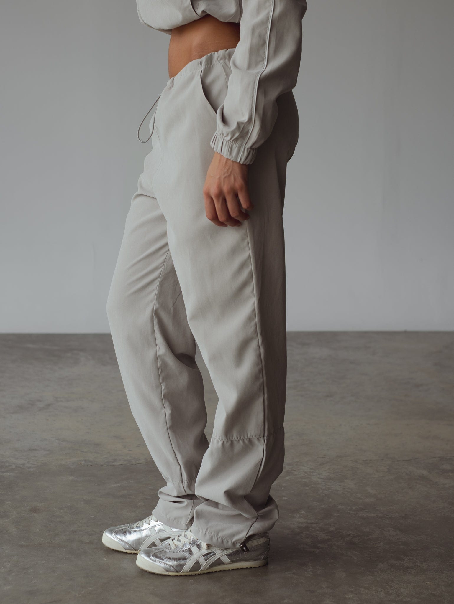 FLOW PANTS - LIGHT GRAY - imagen 18