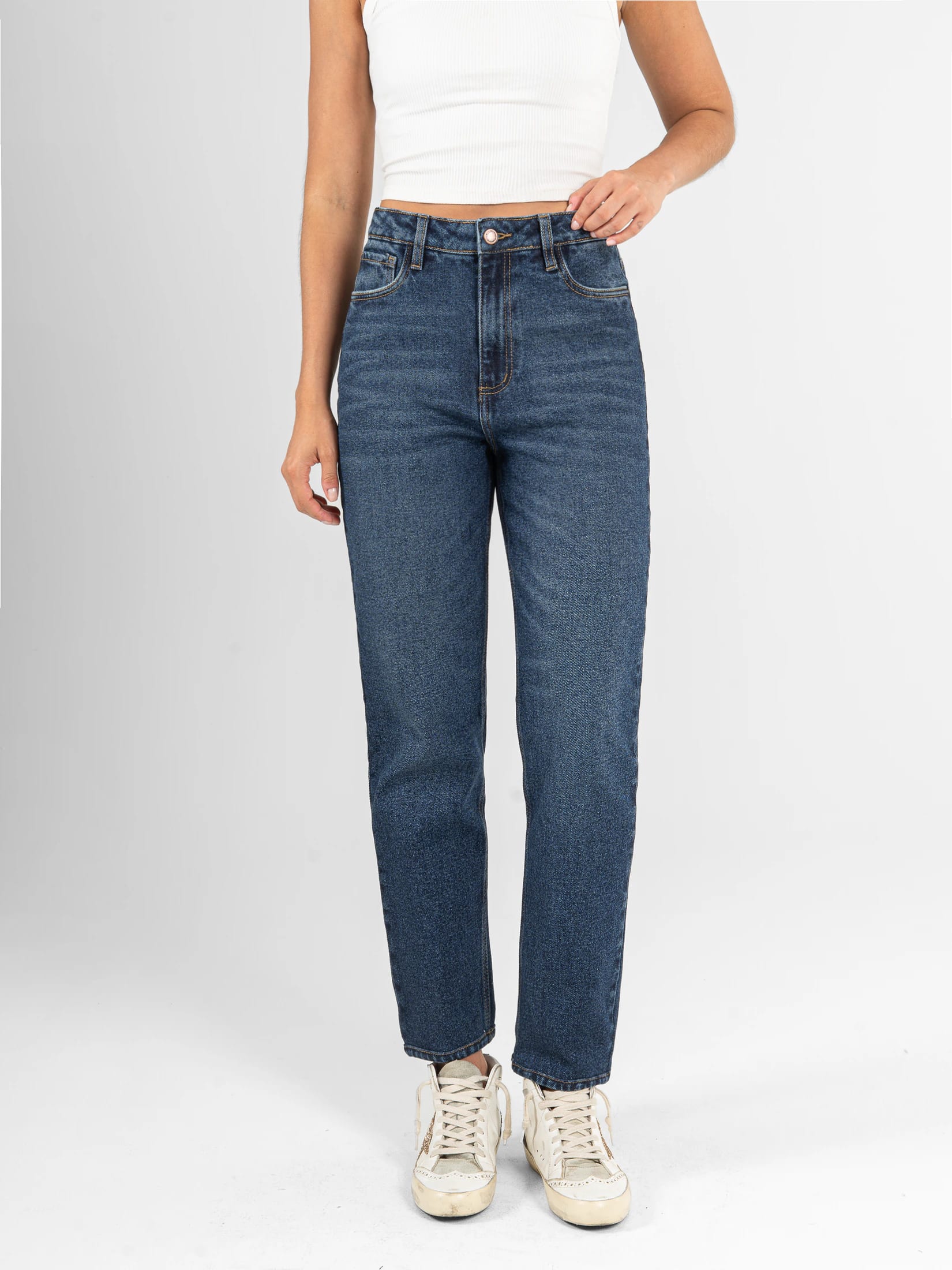 Ref: 066589 Jean Mom fit, slim cropped, stretch, tiro alto, tono azul oscuro - imagen 1