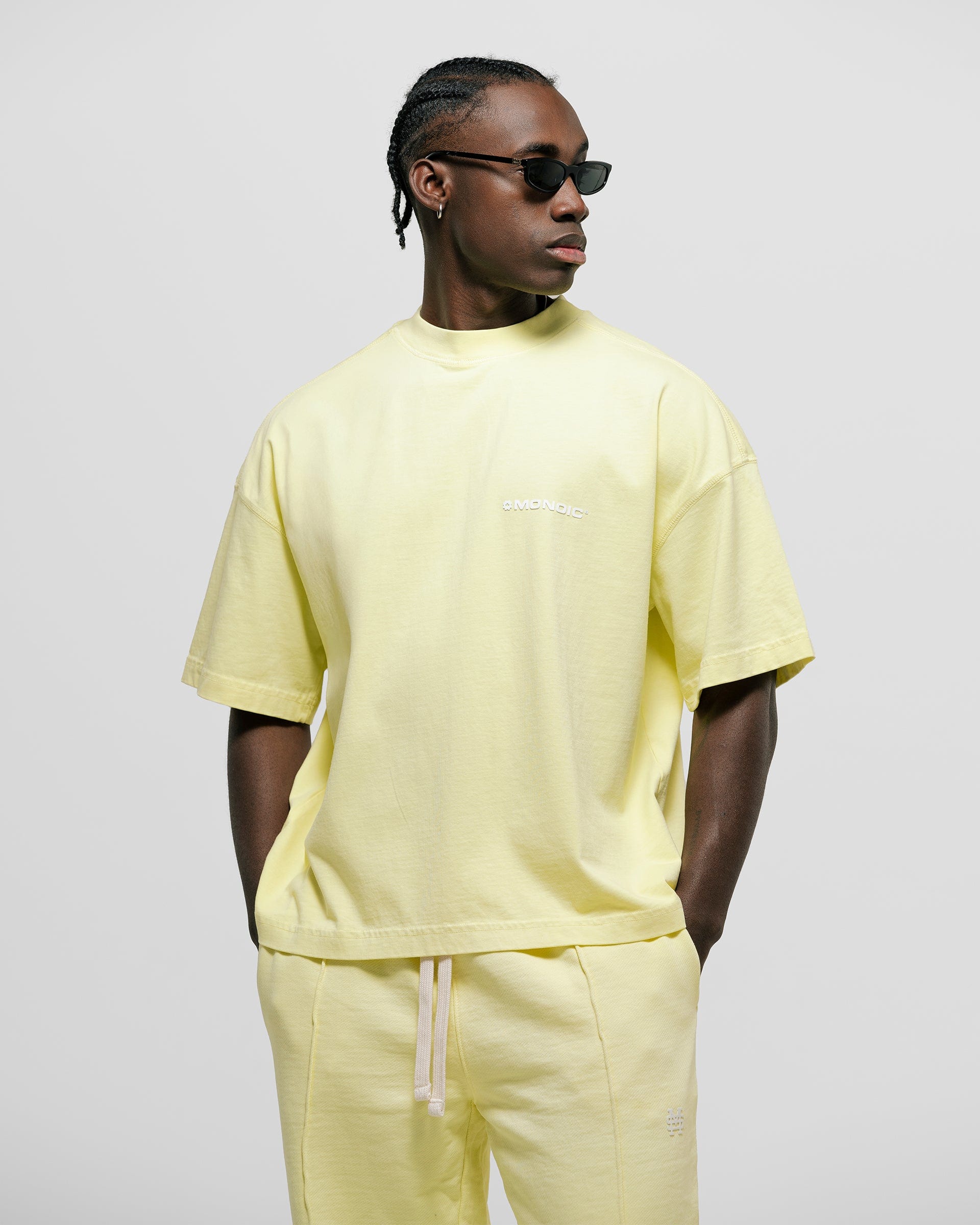 Camiseta Boxy Fit Básica V3 - Amarillo Pastel - imagen 2