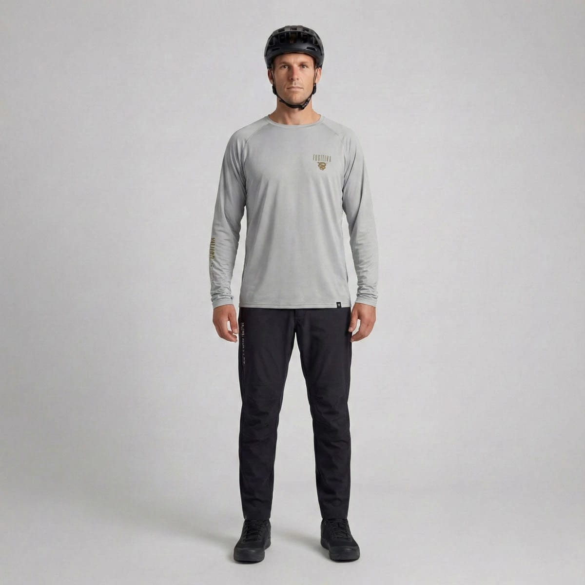 COMBO | Jersey FGTV Off White | Pantalón Fugitiva Alpha - Negro Profundo - imagen 1