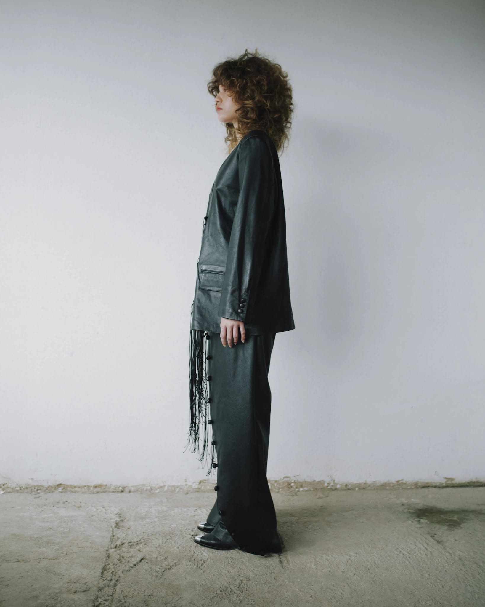 CROSSED LEATHER TROUSERS - imagen 4