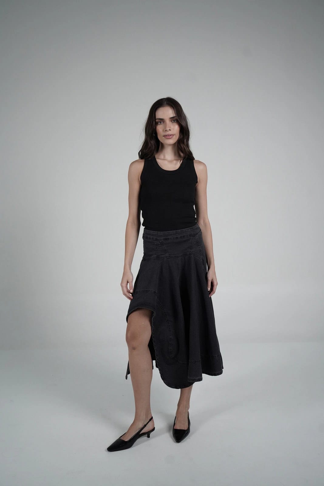 Black asymmetrical skirt - imagen 1