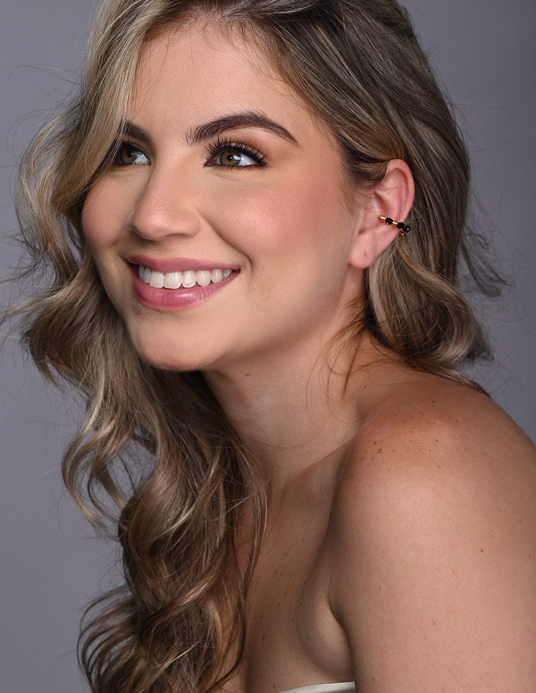 Ear Cuff Jazmin Negro - imagen 2