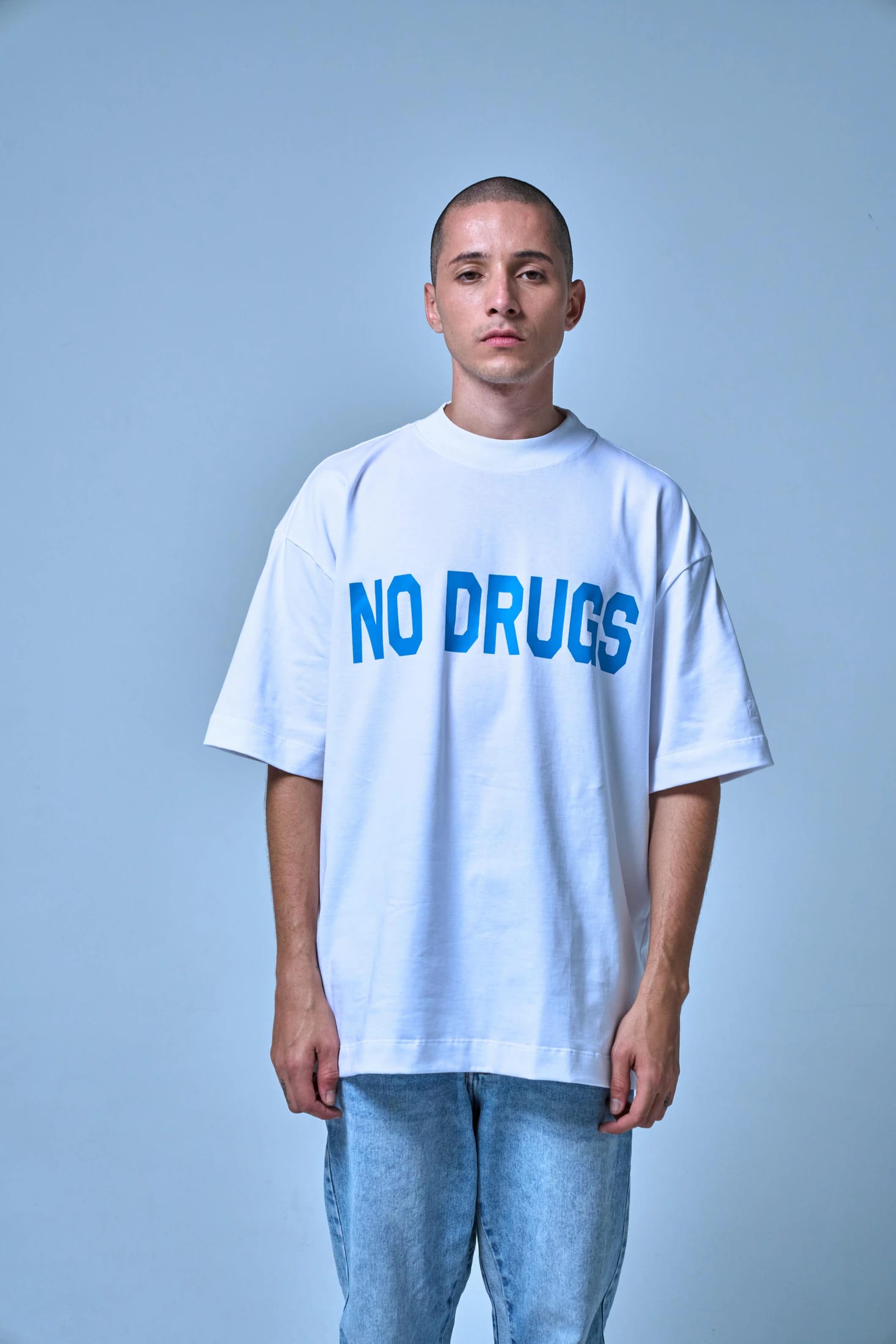 NO DRUGS WHITE T-SHIRT - imagen 4