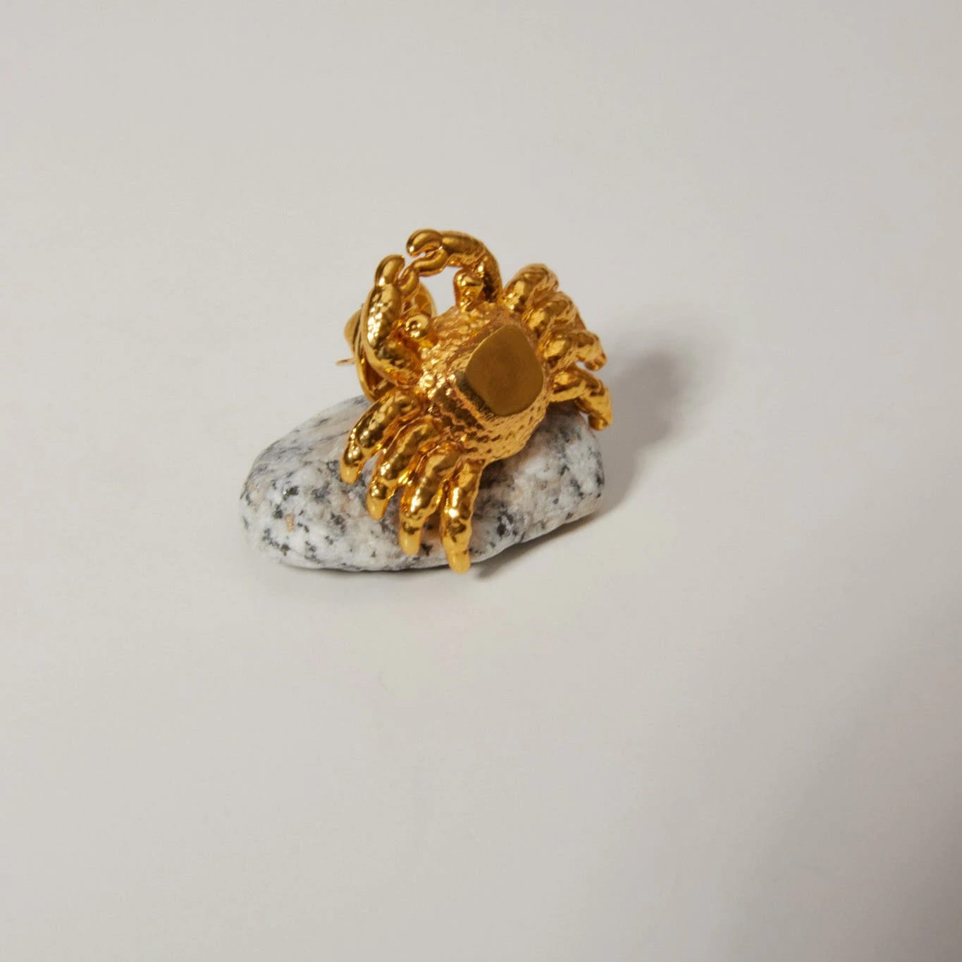 Crab Pin - imagen 2