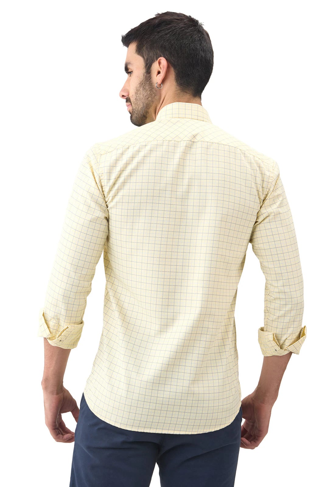 Camisa amarilla a cuadros azules con botón en contraste - imagen 4