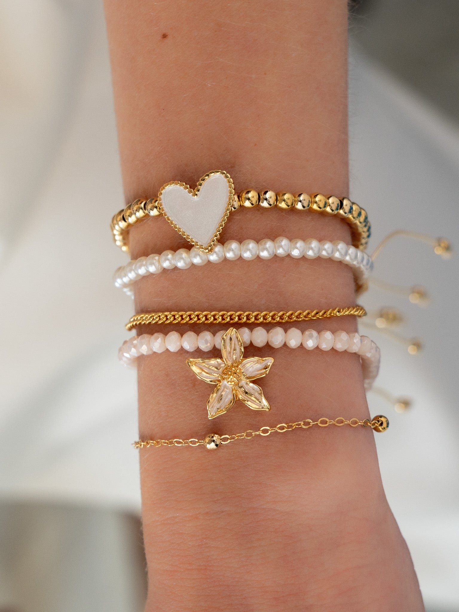Set X5 Pulseras Flor + Aretes - imagen 2