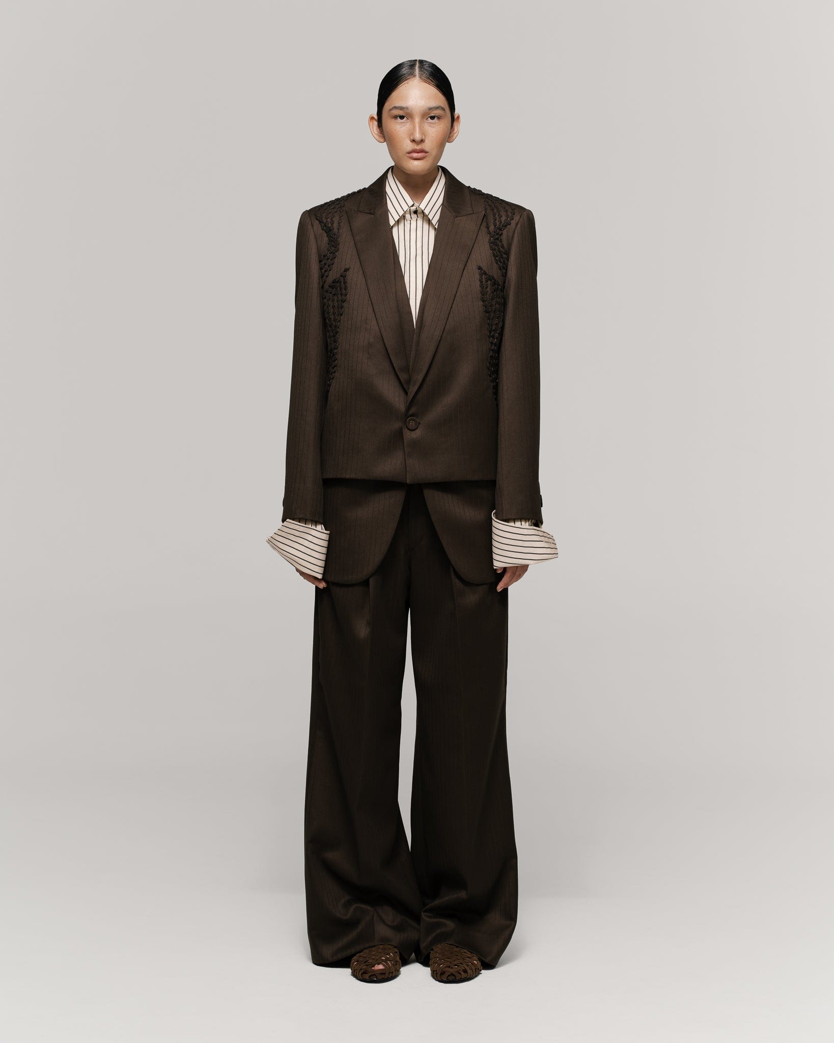 Traje Nogal - imagen 1