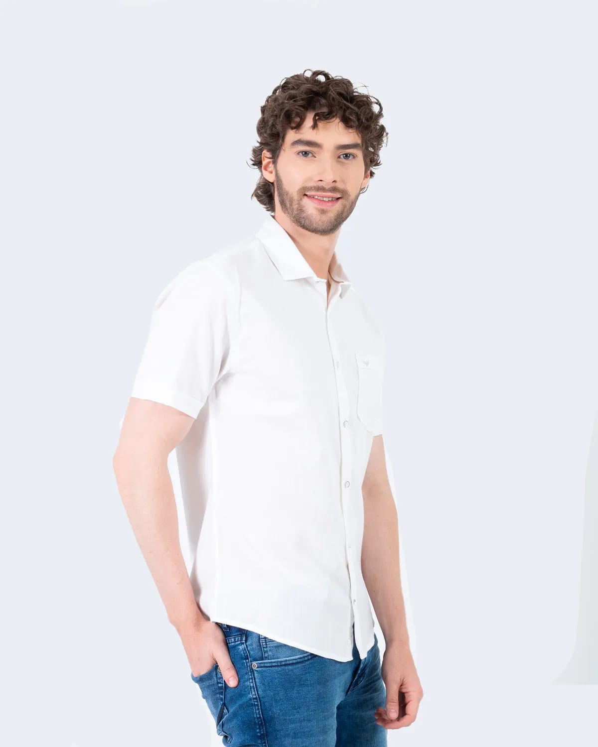 Camisa blanca manga corta para hombre - imagen 92