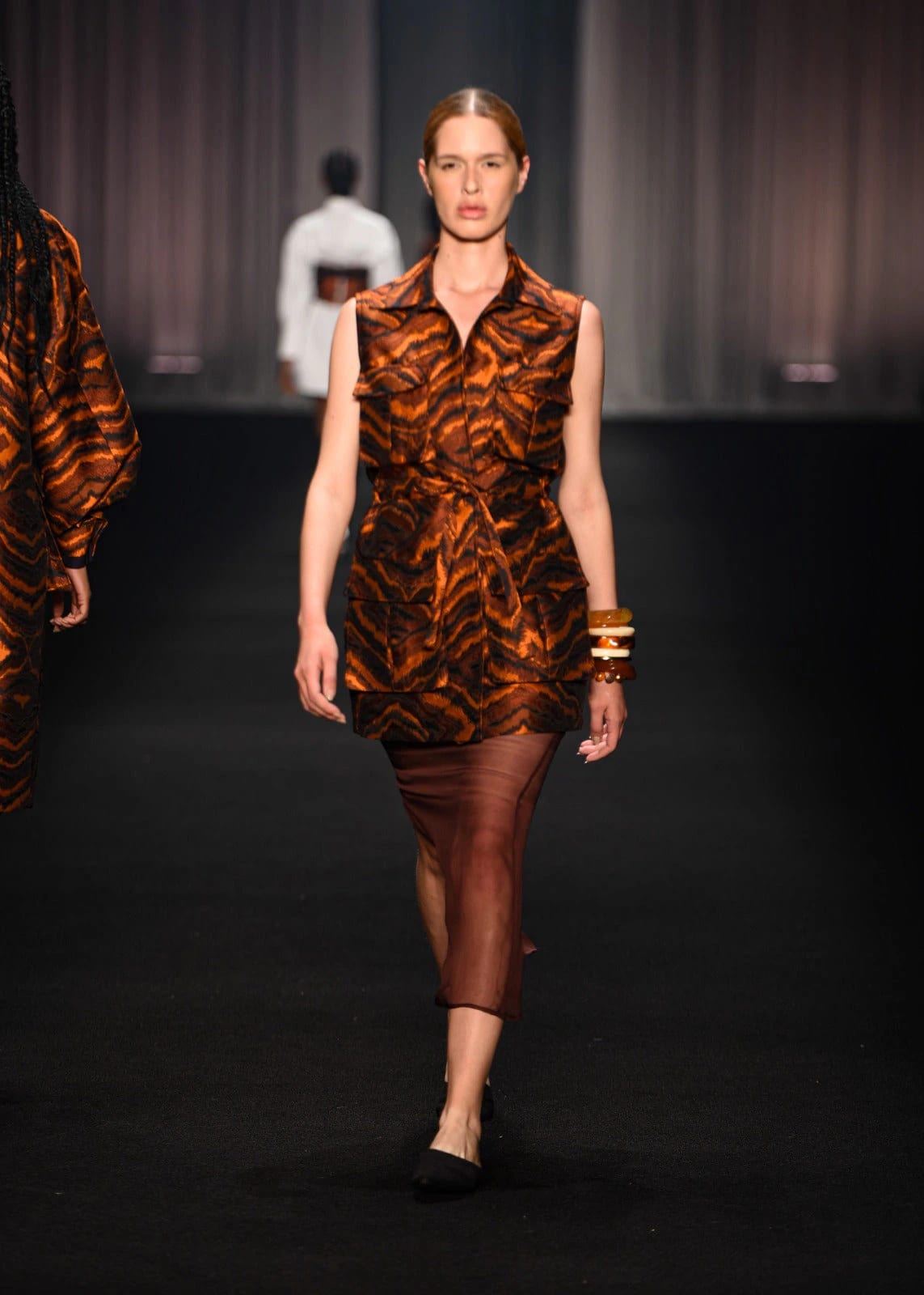 CHALECO SAHARIANA JACQUARD - imagen 1